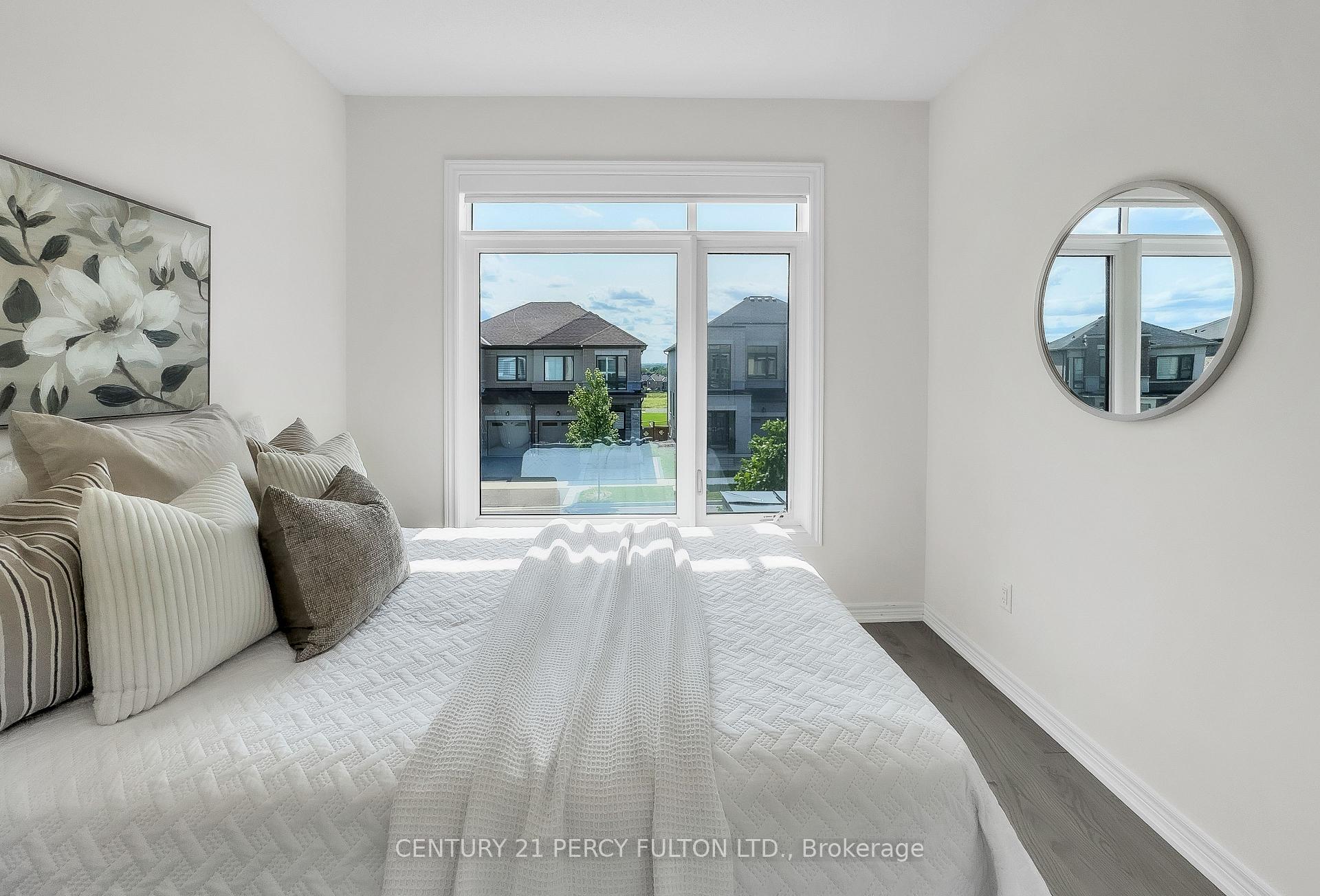 Photo 28 of 54 Conarty Crescent, Whitby, Rural Whitby — HOMEH