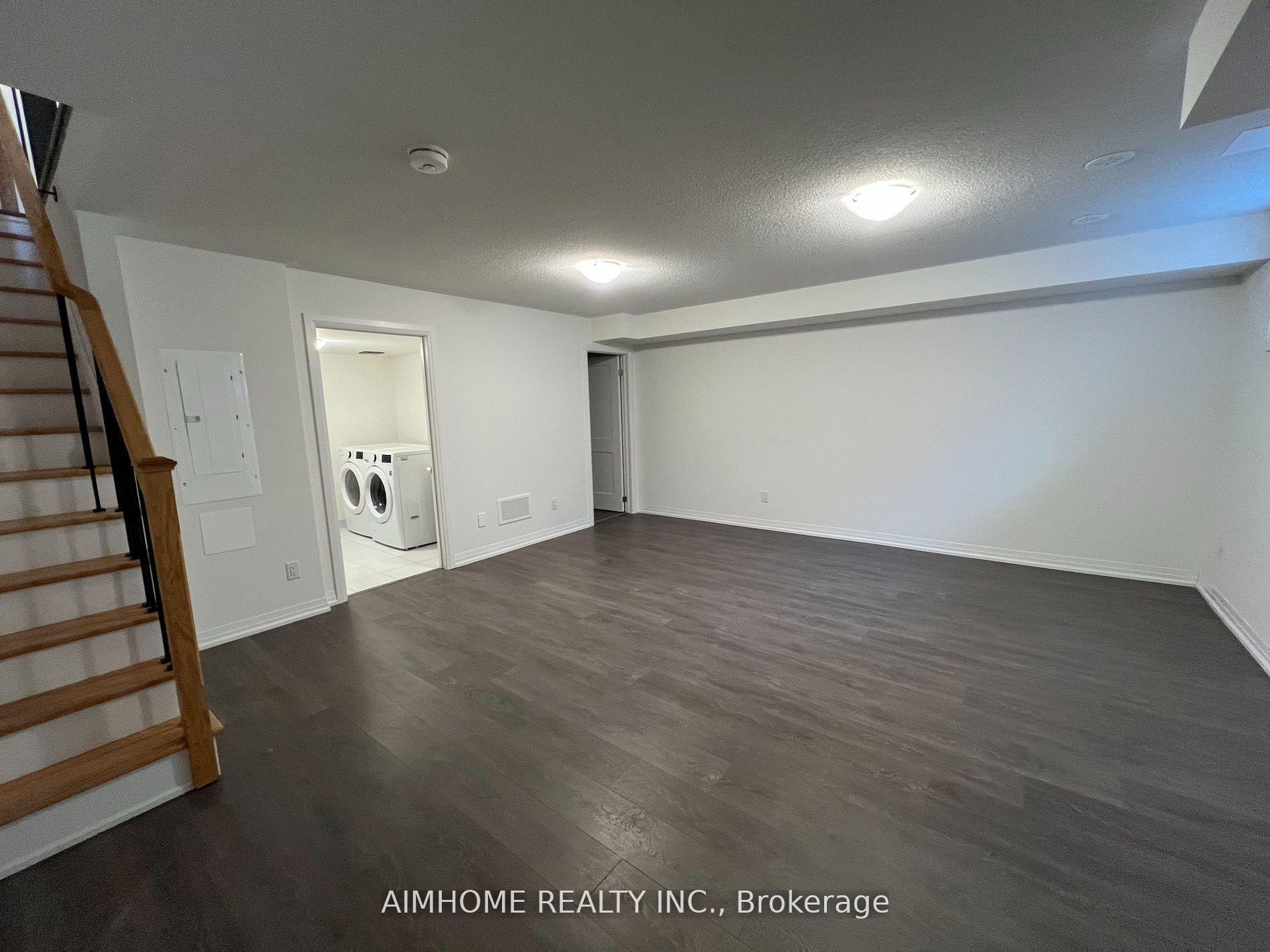 Photo 11 of 80 Village Parkway, Markham, Unionville — HOMEH