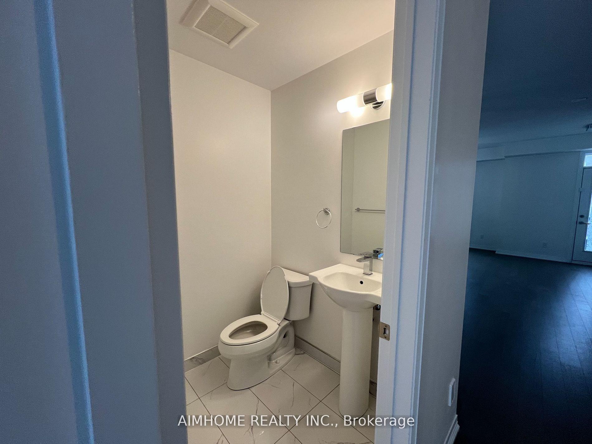 Photo 18 of 80 Village Parkway, Markham, Unionville — HOMEH