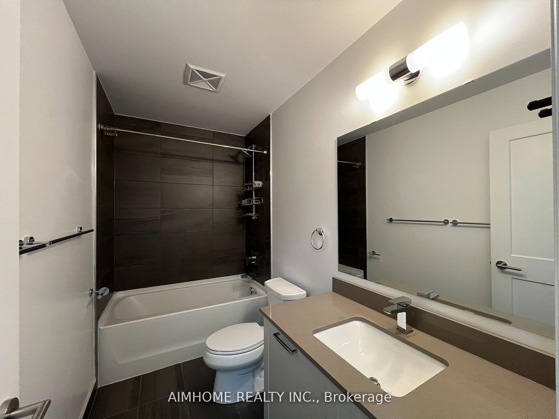 Photo 19 of 80 Village Parkway, Markham, Unionville — HOMEH