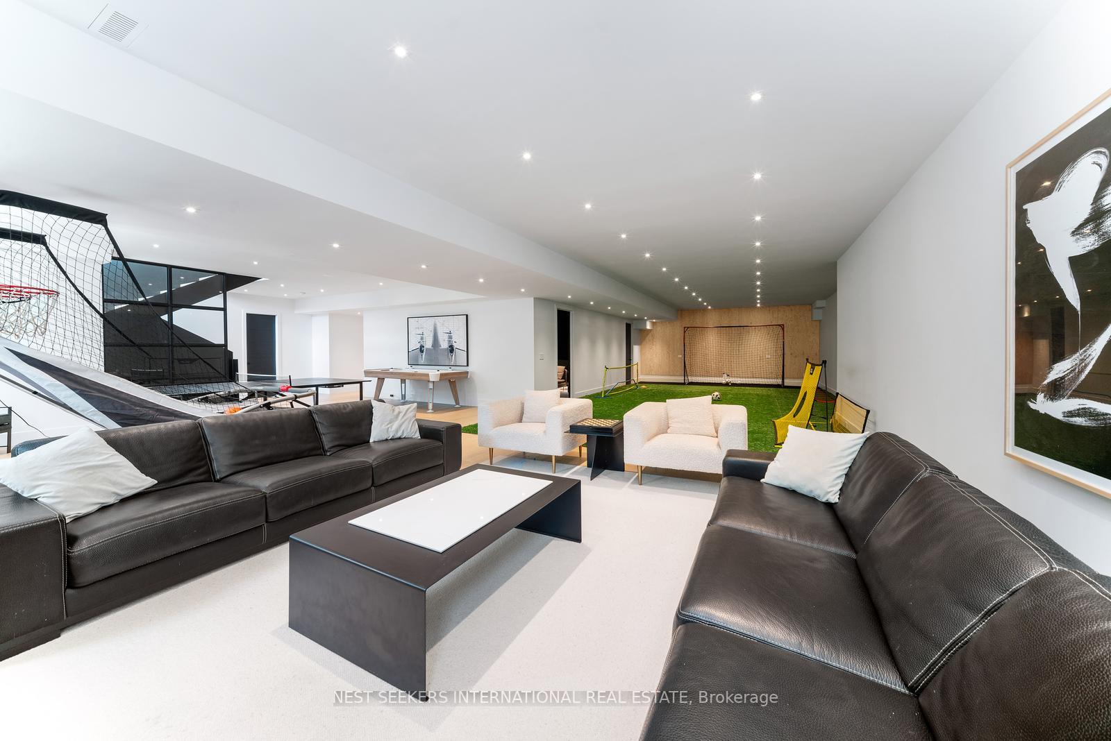 Photo 36 of 6 Forestave Crescent, King, Nobleton — HOMEH