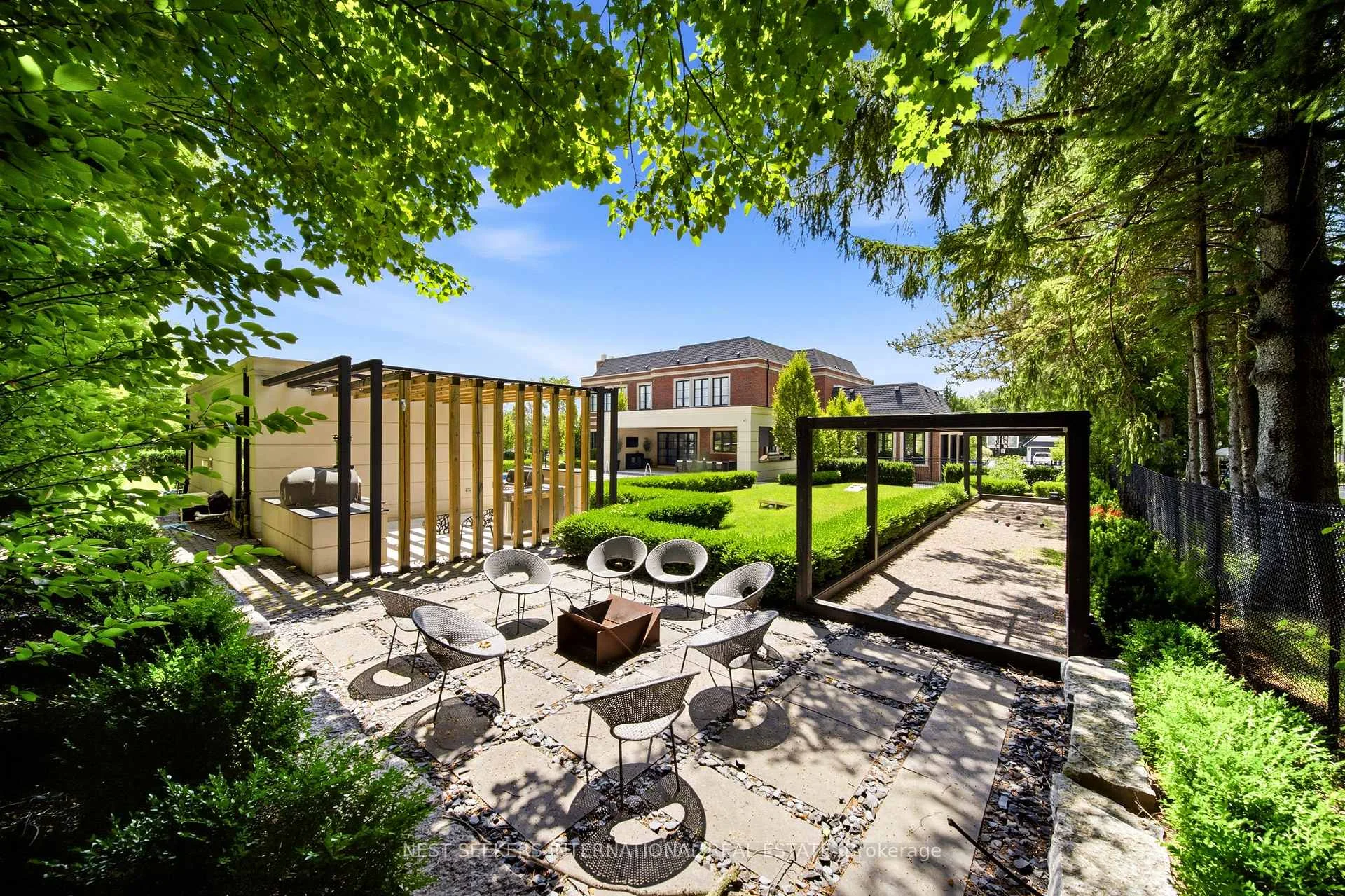 Photo 52 of 6 Forestave Crescent, King, Nobleton — HOMEH