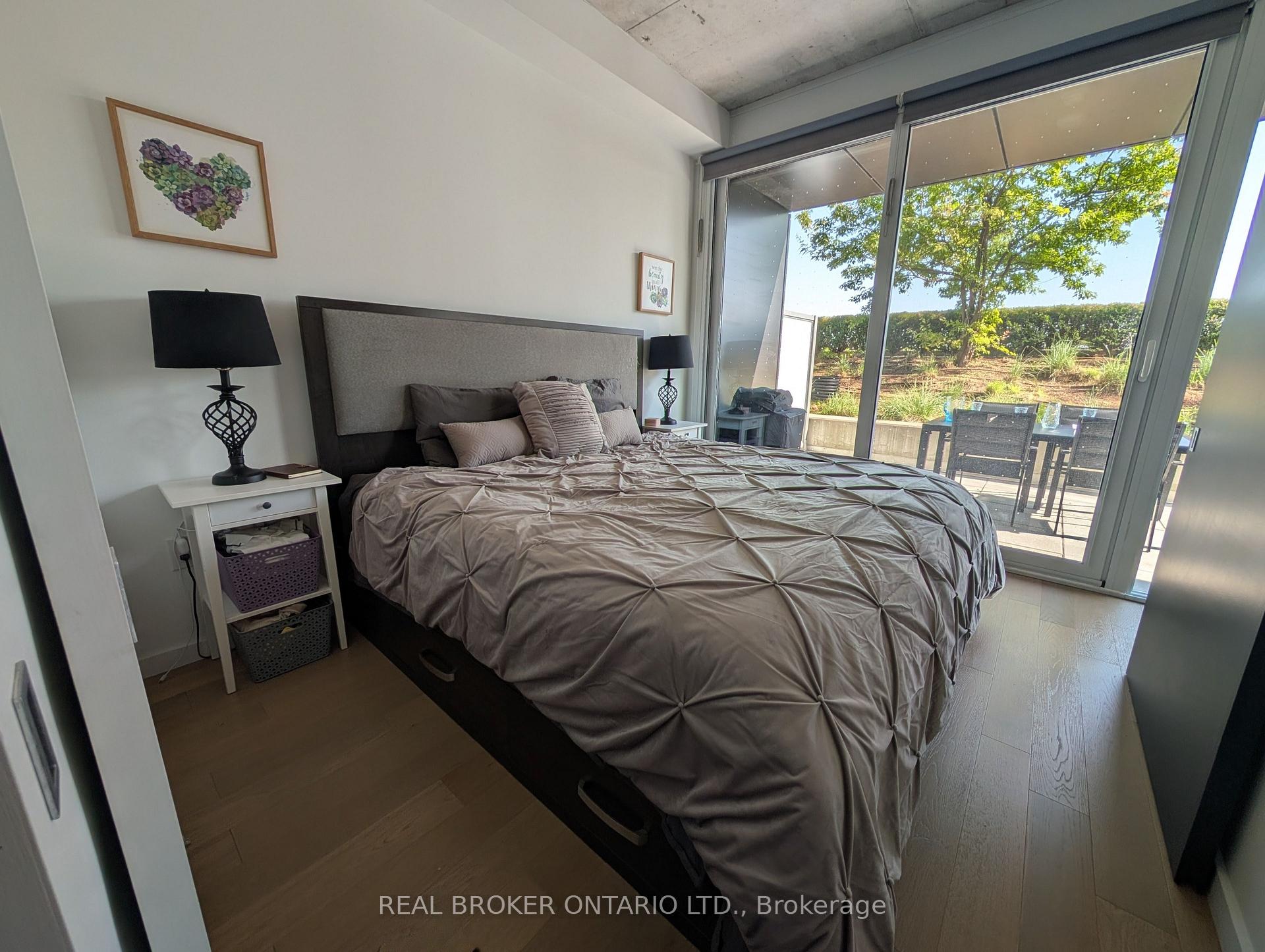 Photo 8 of Unit 712, 170 Bayview Avenue, Toronto, Waterfront Communities — HOMEH