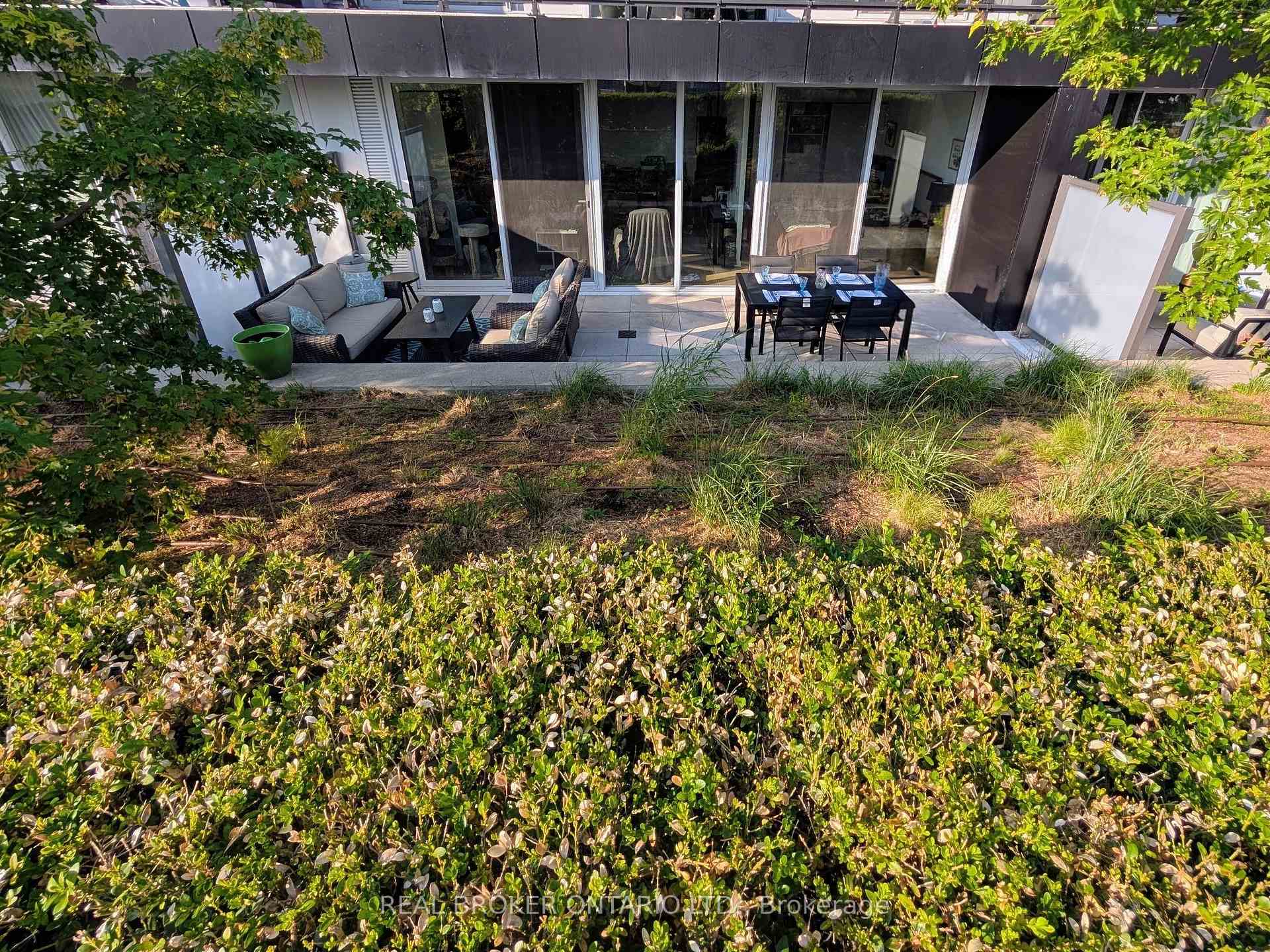 Photo 16 of Unit 712, 170 Bayview Avenue, Toronto, Waterfront Communities — HOMEH