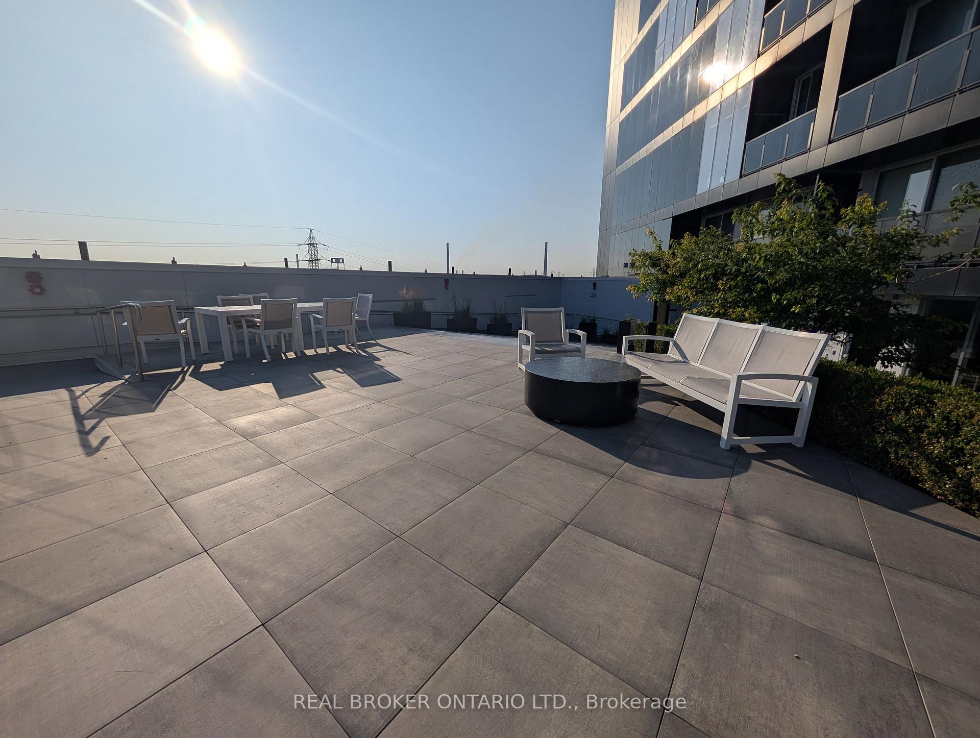 Photo 43 of Unit 712, 170 Bayview Avenue, Toronto, Waterfront Communities — HOMEH