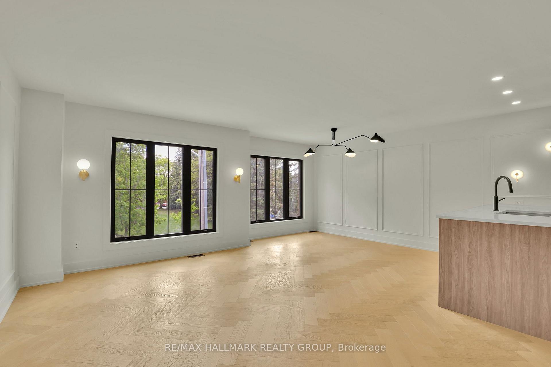 Photo 5 of Unit 2, 13 Ella Street, Ottawa, Glebe — HOMEH