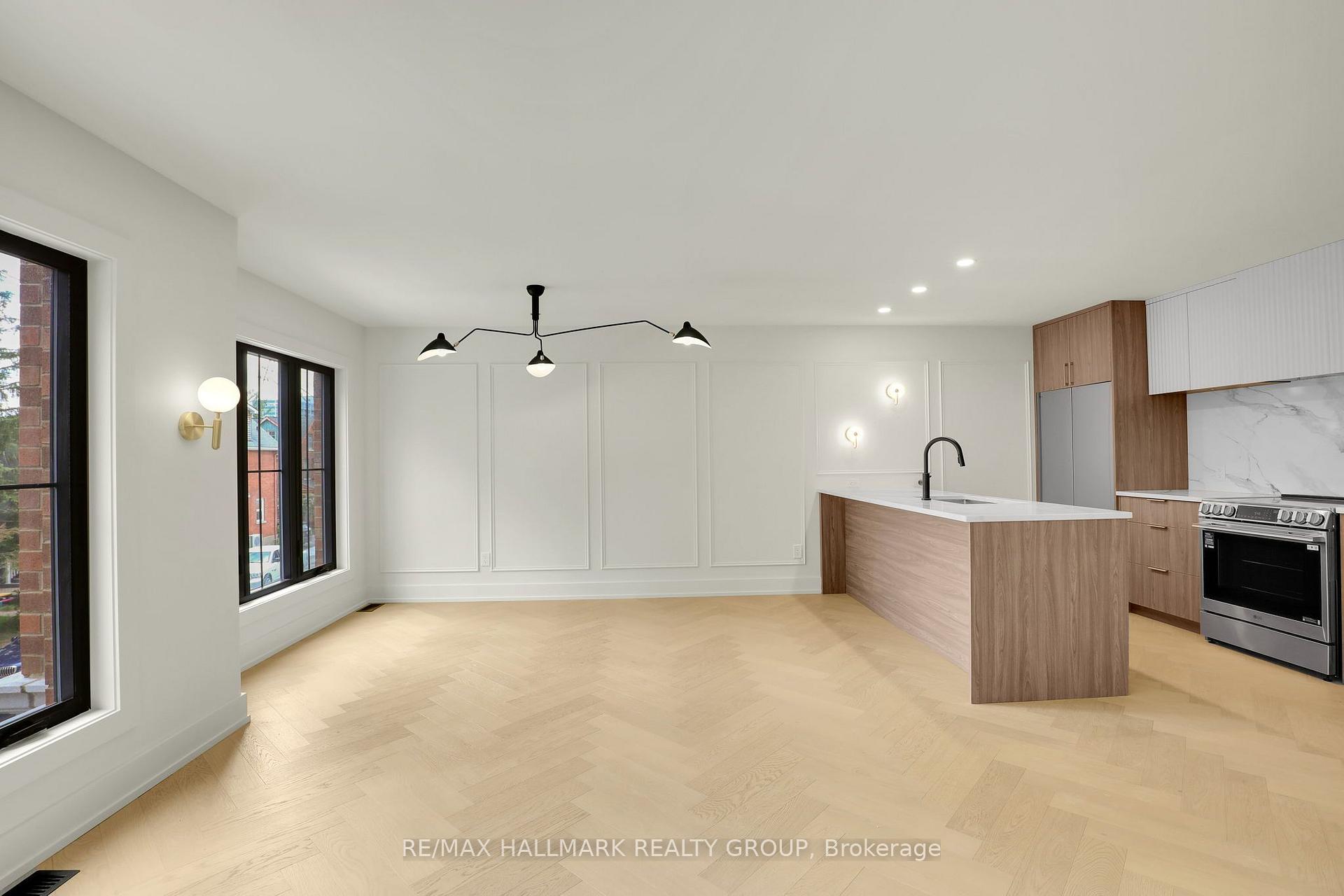 Photo 6 of Unit 2, 13 Ella Street, Ottawa, Glebe — HOMEH