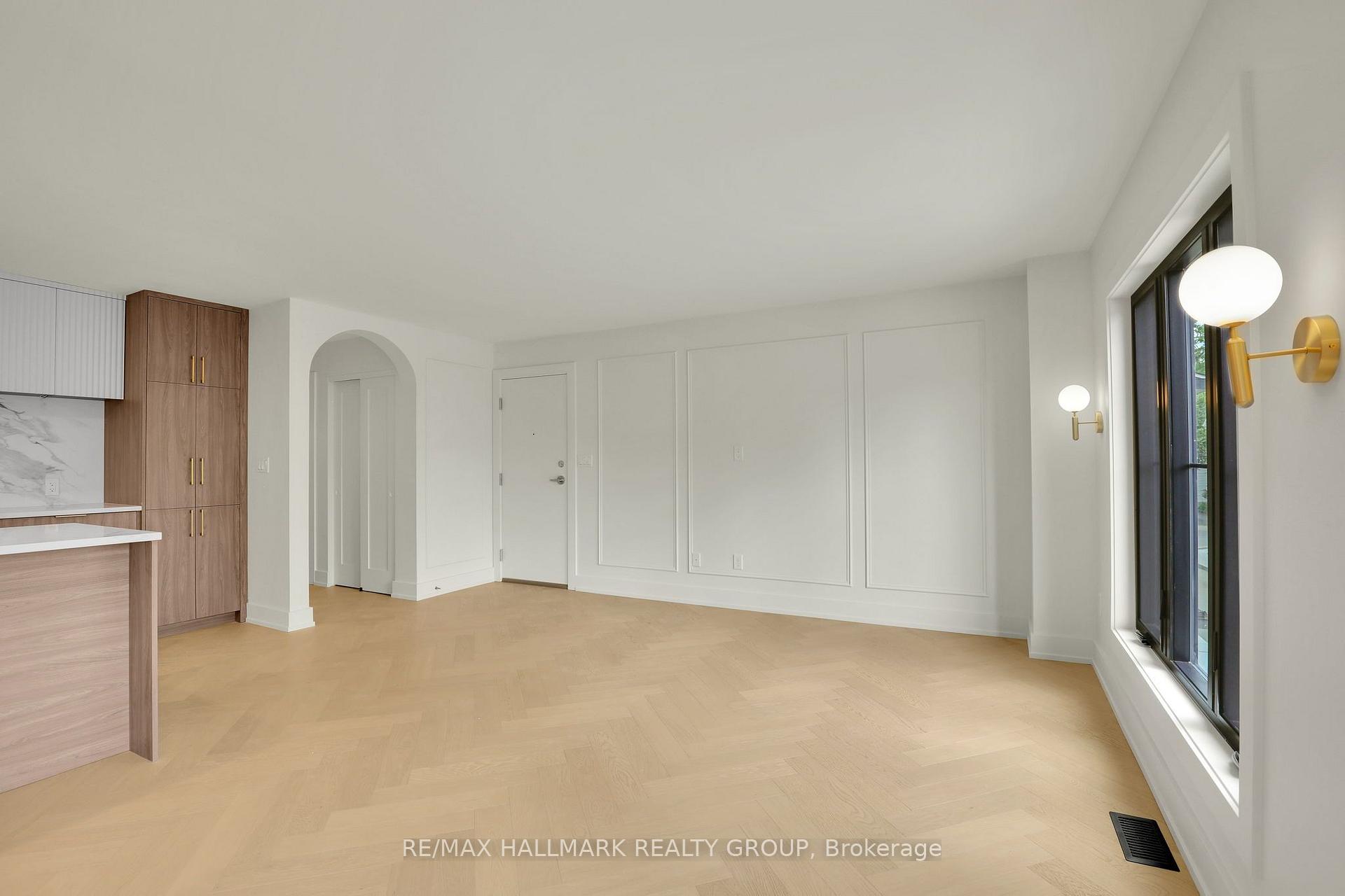 Photo 10 of Unit 2, 13 Ella Street, Ottawa, Glebe — HOMEH