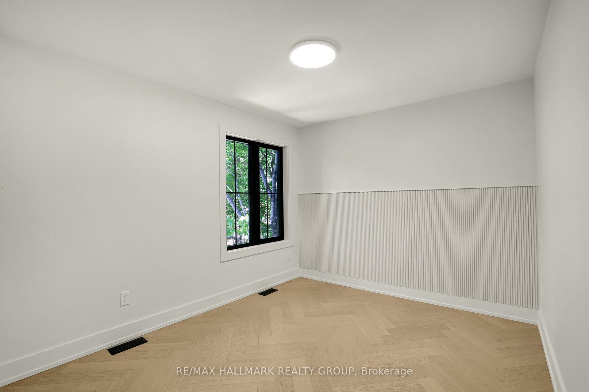 Photo 35 of Unit 2, 13 Ella Street, Ottawa, Glebe — HOMEH