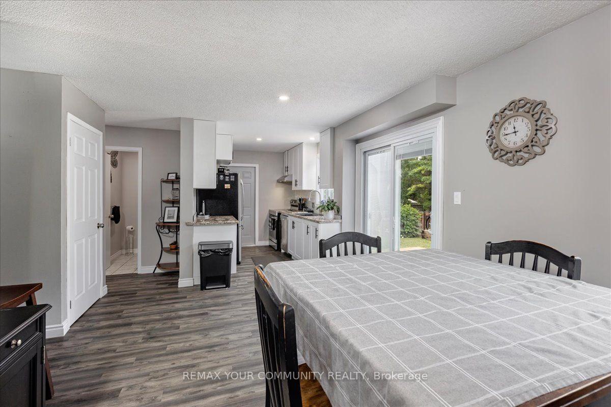 Photo 10 of 1005 Vance Crescent, Innisfil, Rural Innisfil — HOMEH