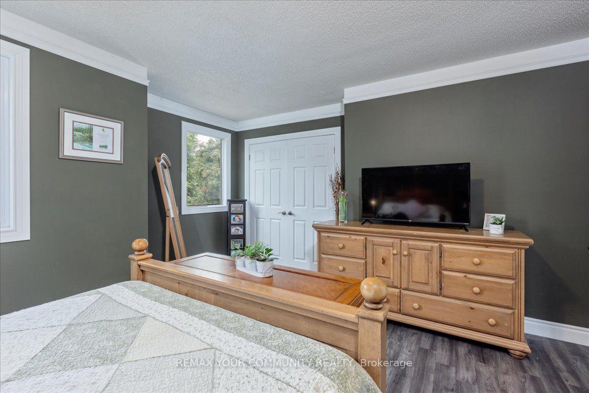 Photo 18 of 1005 Vance Crescent, Innisfil, Rural Innisfil — HOMEH