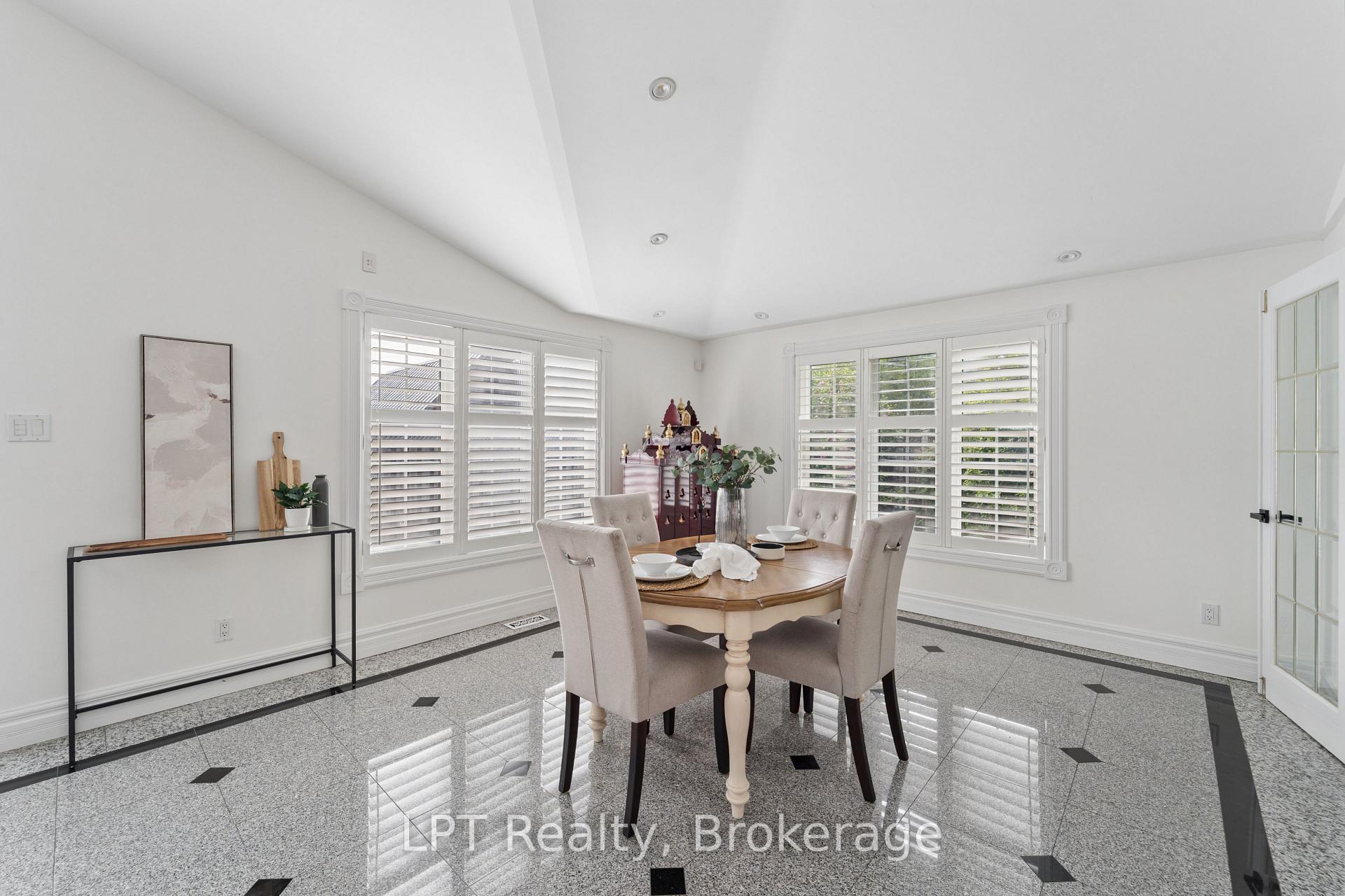 Photo 16 of 1 Mayfield Crescent, Whitby, Pringle Creek — HOMEH