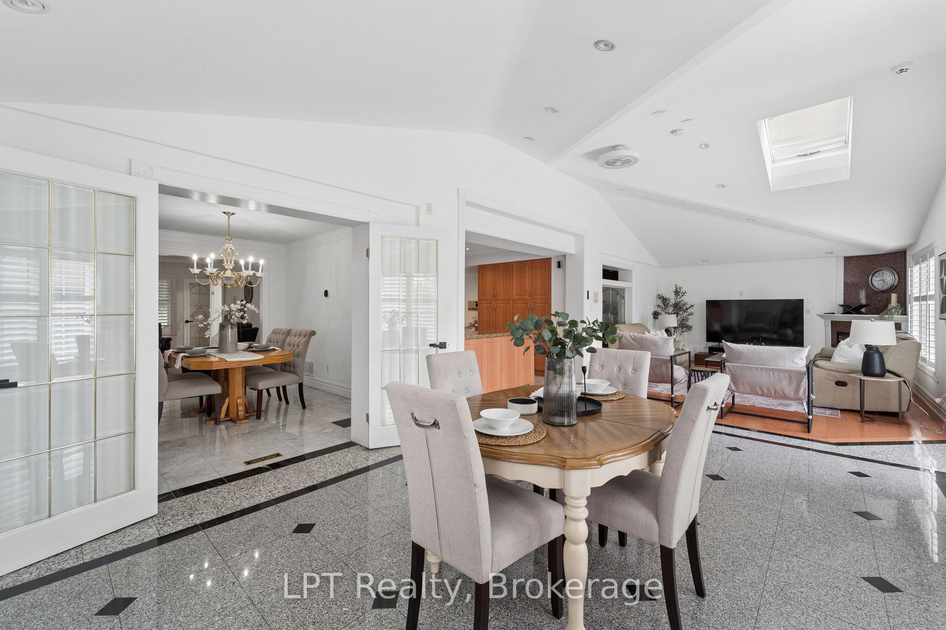Photo 17 of 1 Mayfield Crescent, Whitby, Pringle Creek — HOMEH