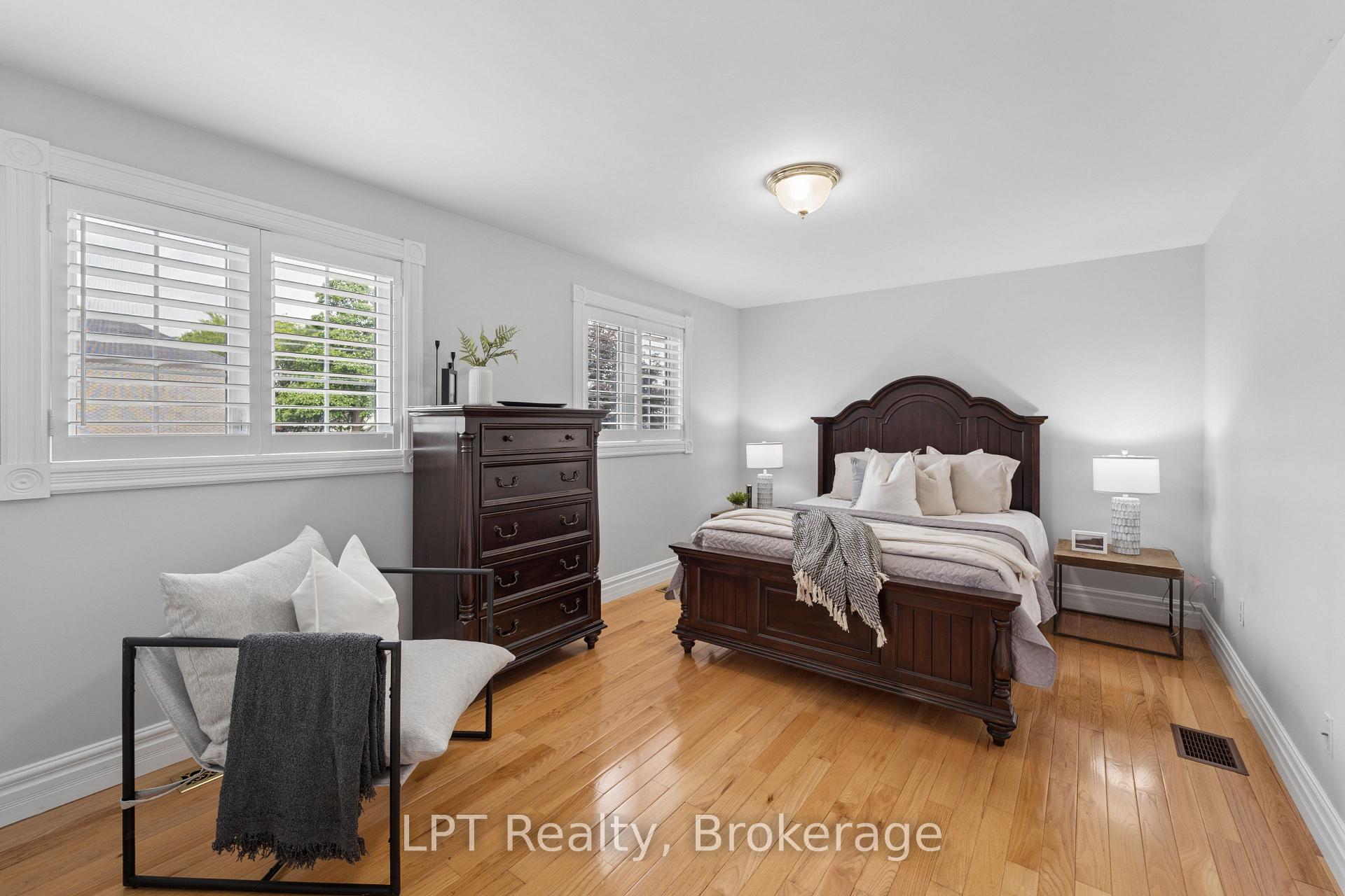 Photo 28 of 1 Mayfield Crescent, Whitby, Pringle Creek — HOMEH
