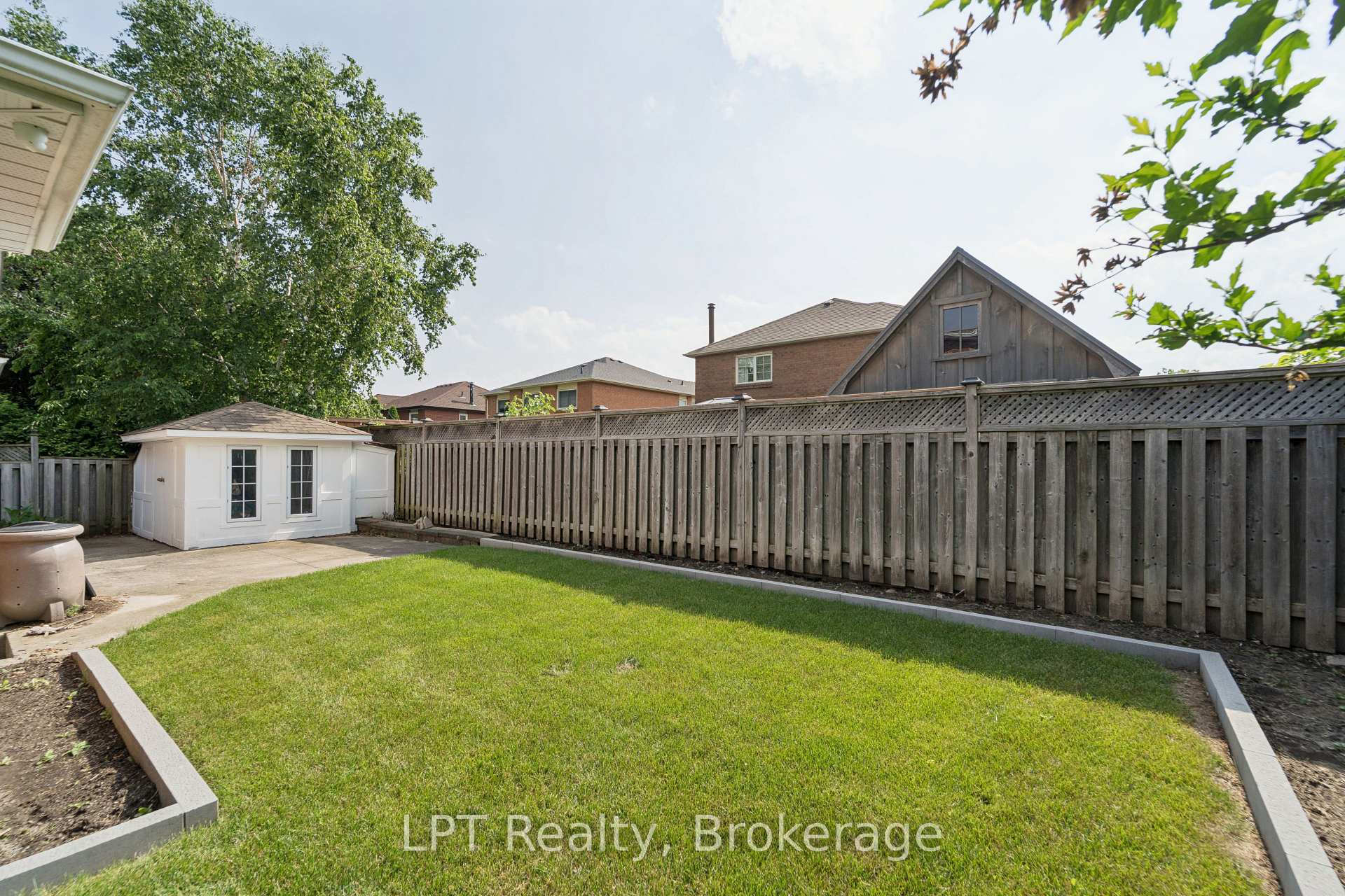 Photo 47 of 1 Mayfield Crescent, Whitby, Pringle Creek — HOMEH