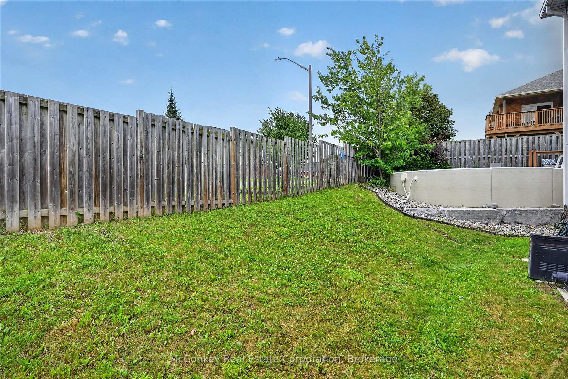Photo 22 of 609 Ackerman Crescent, Peterborough, Monaghan Ward 2 — HOMEH