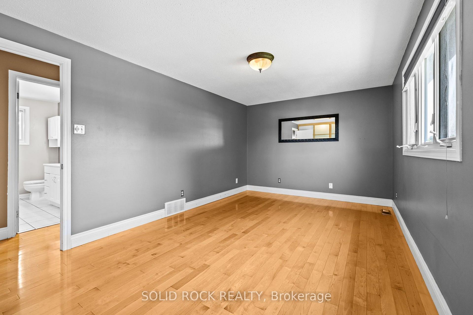 Photo 30 of 1631 Charbonneau Street, Ottawa, Bilberry Creek/Queenswood Heights — HOMEH