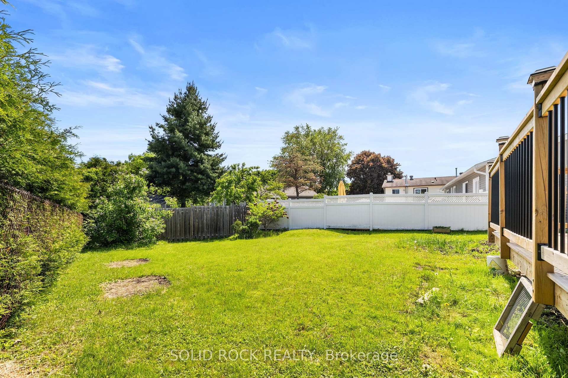 Photo 38 of 1631 Charbonneau Street, Ottawa, Bilberry Creek/Queenswood Heights — HOMEH