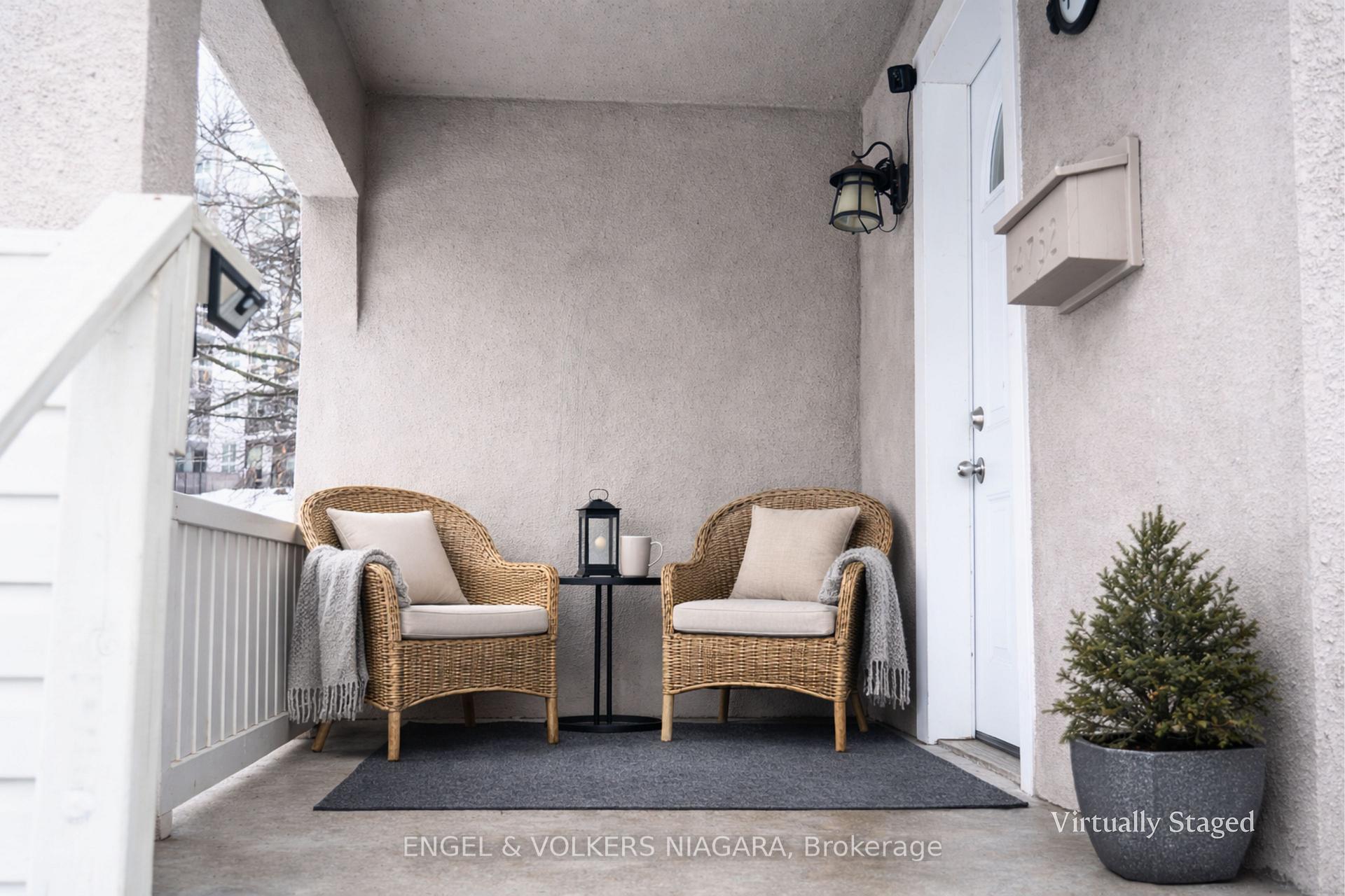 Photo 8 of 4752 Crawford Place W, Niagara Falls, Downtown — HOMEH