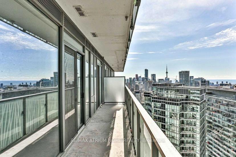 Photo 3 of Unit 5004, 50 Charles Street E, Toronto, Church-Yonge Corridor — HOMEH