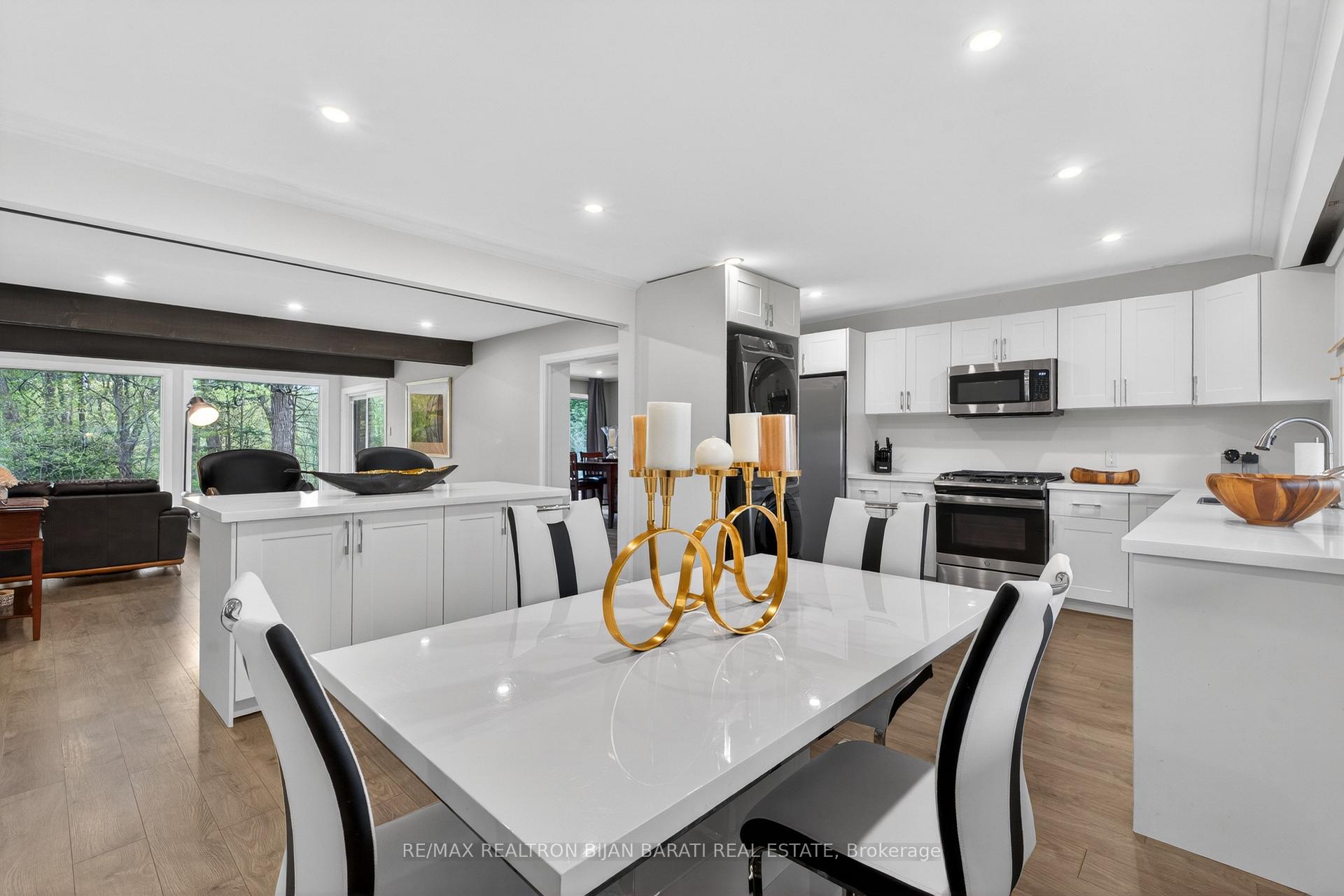 Photo 7 of 73 Forest Grove Drive, North York, Bayview Village — HOMEH