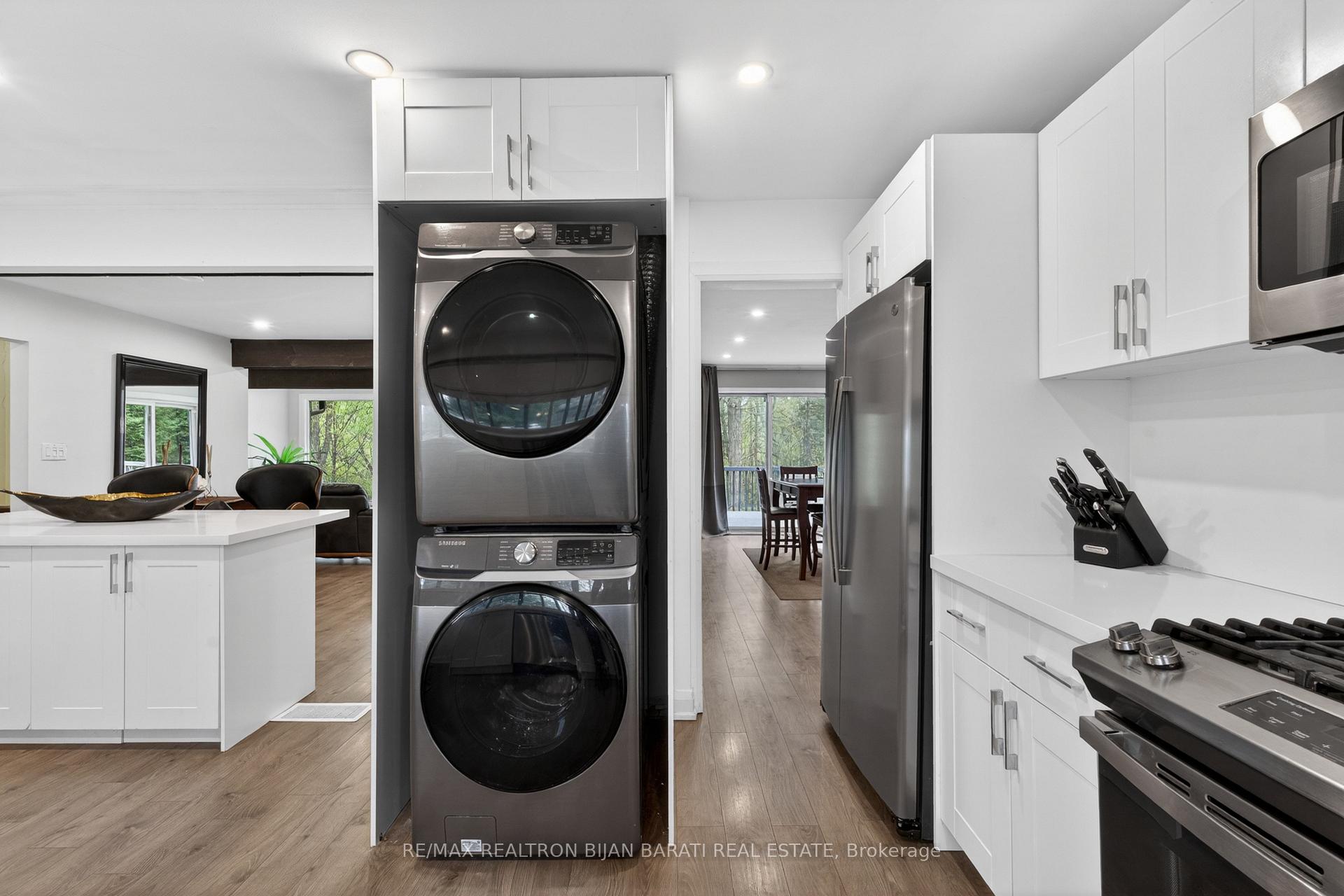 Photo 19 of 73 Forest Grove Drive, North York, Bayview Village — HOMEH