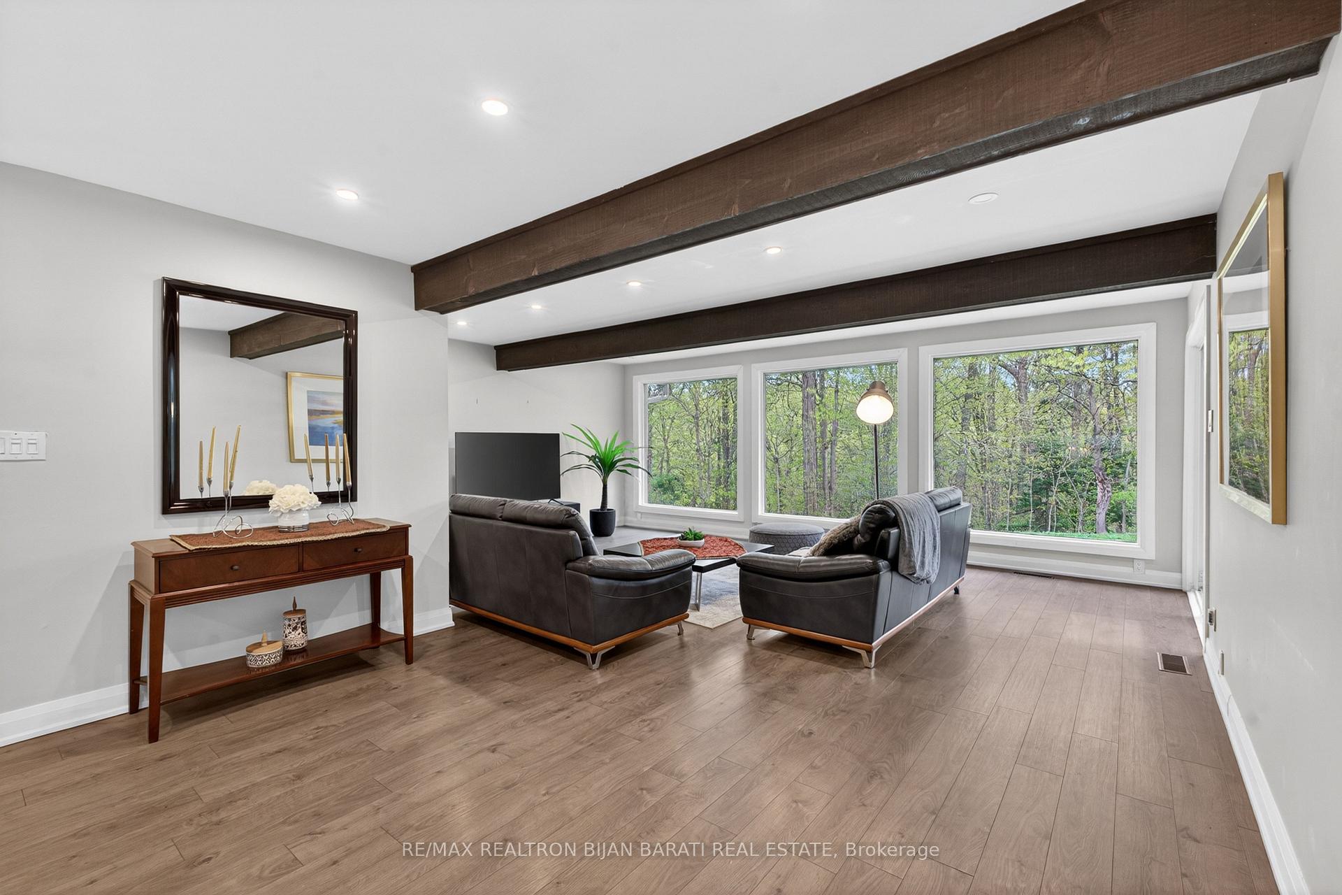 Photo 20 of 73 Forest Grove Drive, North York, Bayview Village — HOMEH