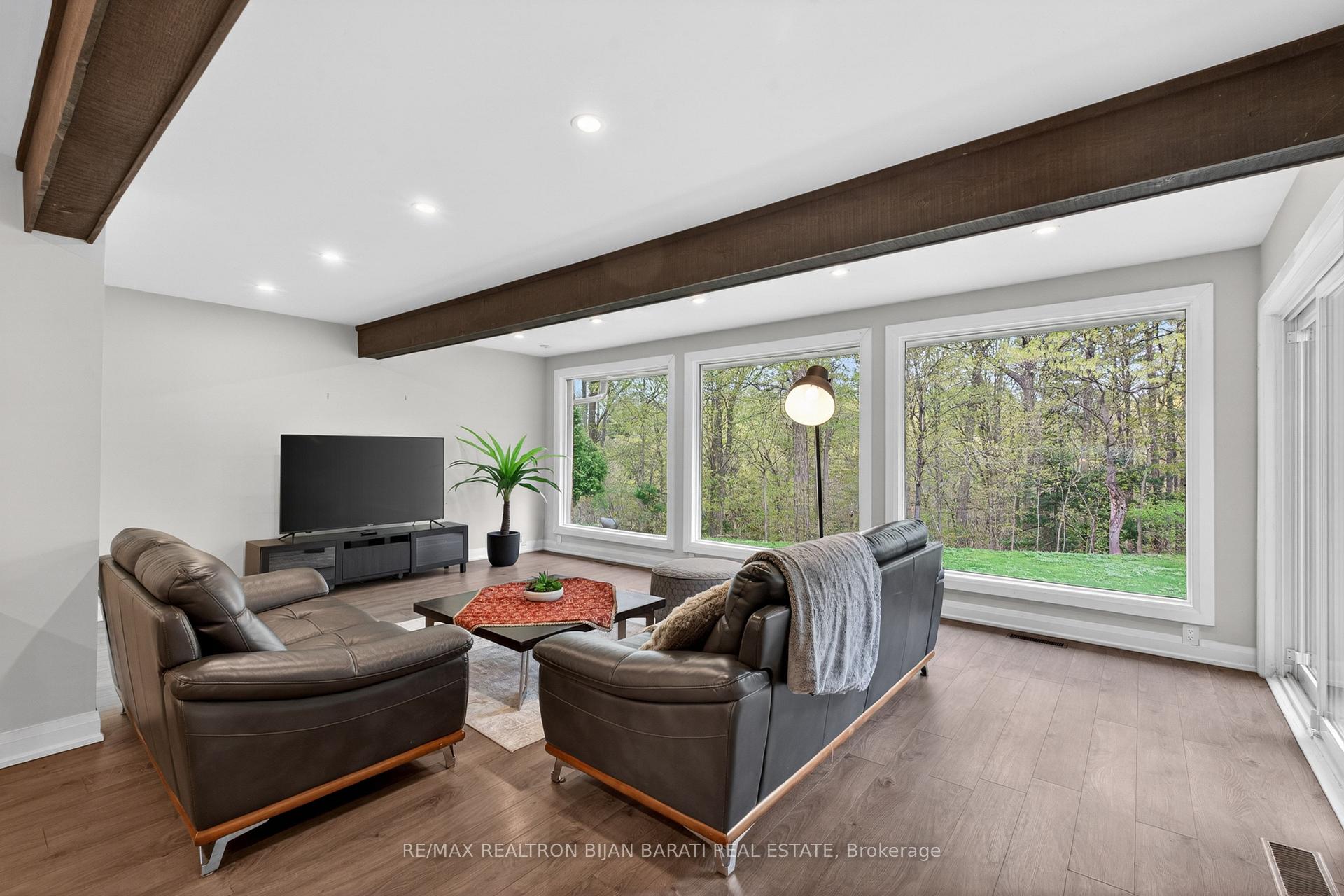 Photo 27 of 73 Forest Grove Drive, North York, Bayview Village — HOMEH