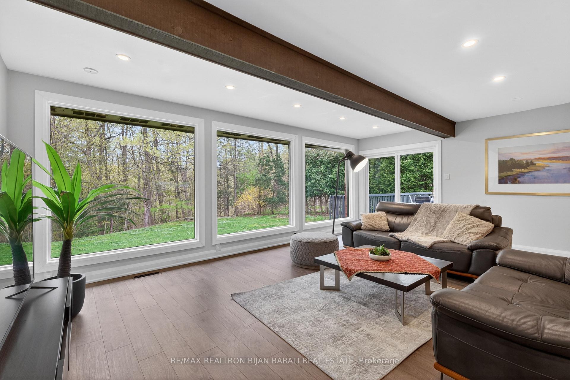 Photo 23 of 73 Forest Grove Drive, North York, Bayview Village — HOMEH