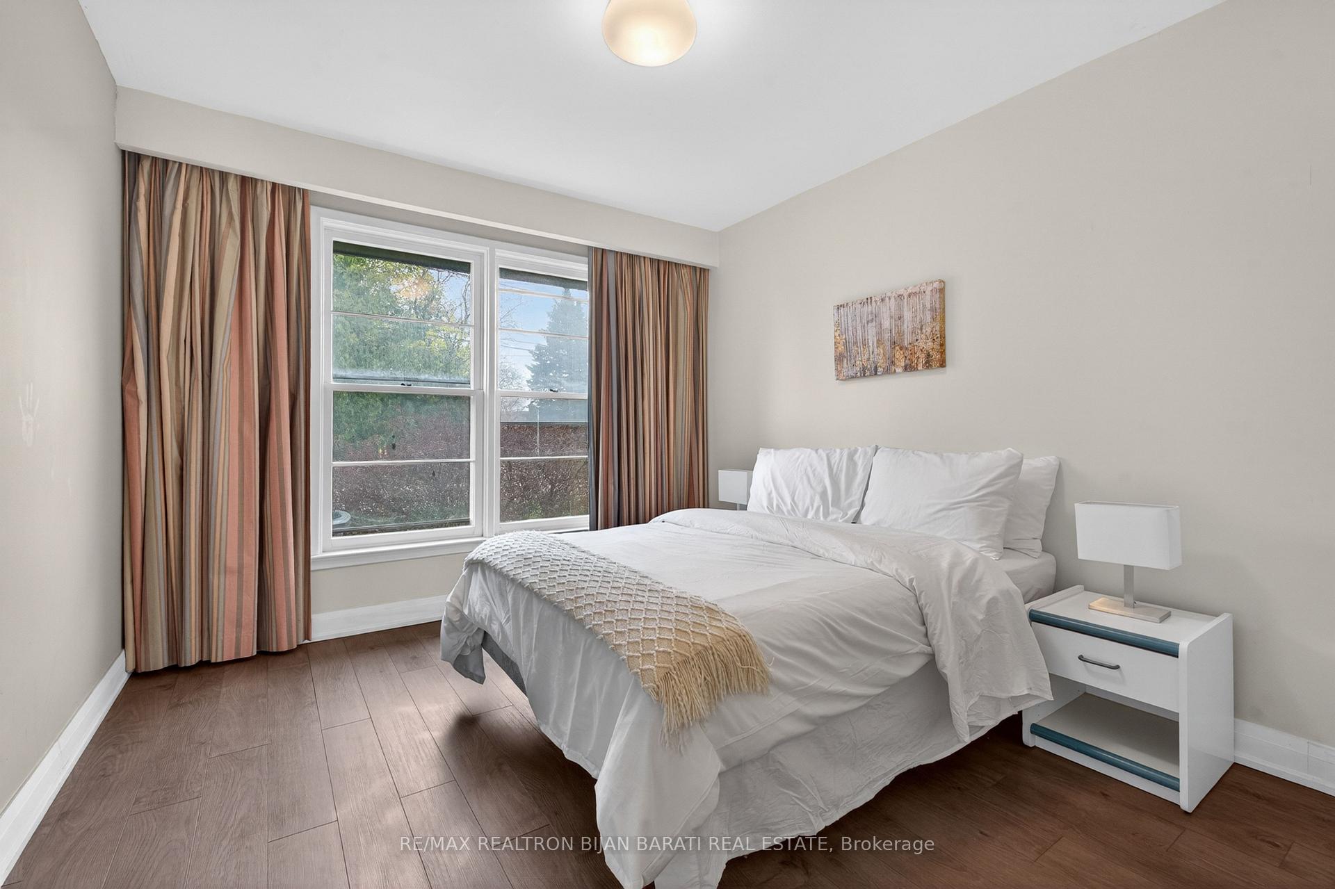 Photo 29 of 73 Forest Grove Drive, North York, Bayview Village — HOMEH