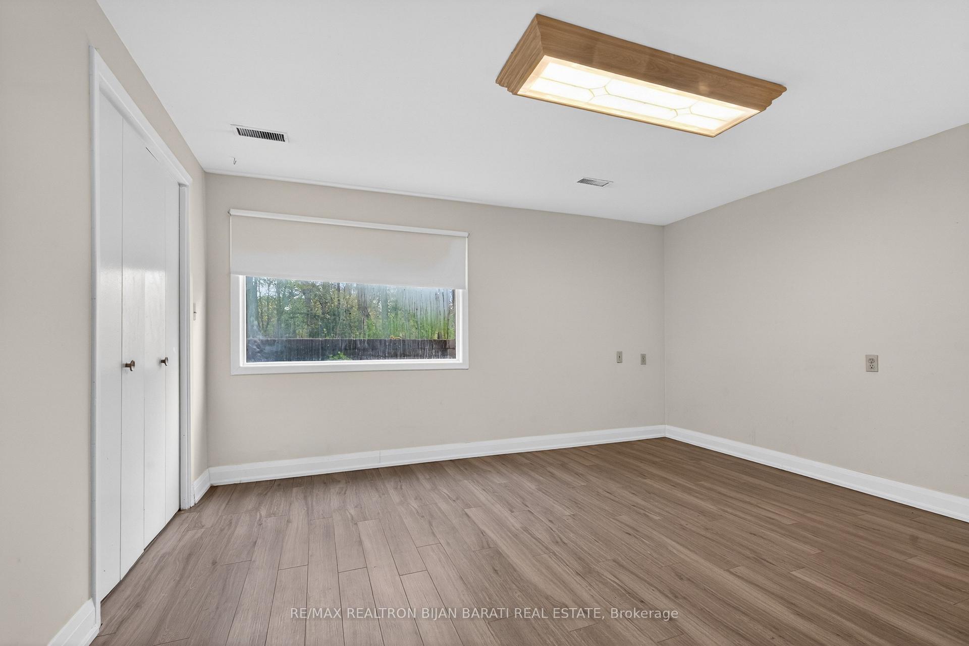 Photo 33 of 73 Forest Grove Drive, North York, Bayview Village — HOMEH