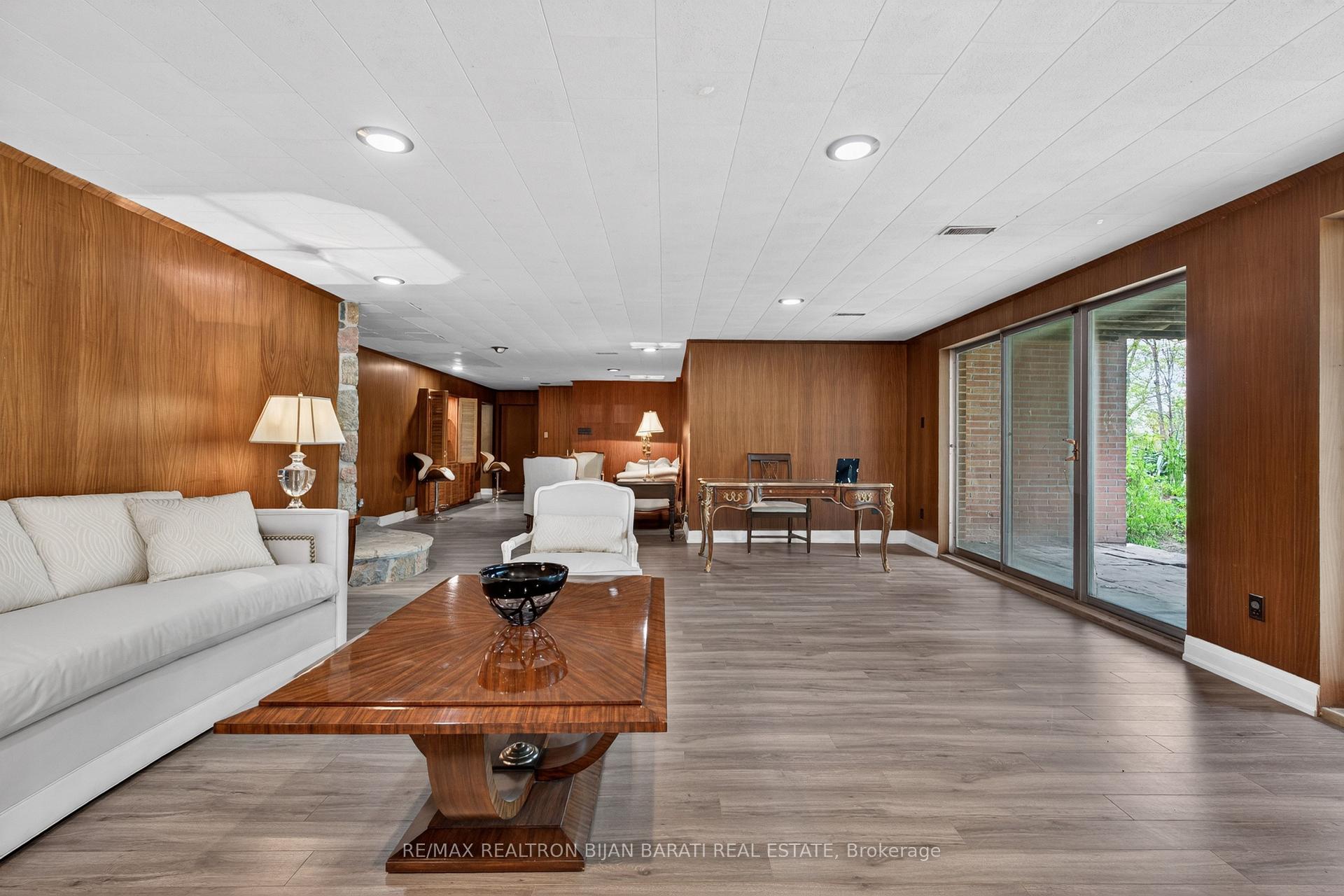 Photo 40 of 73 Forest Grove Drive, North York, Bayview Village — HOMEH