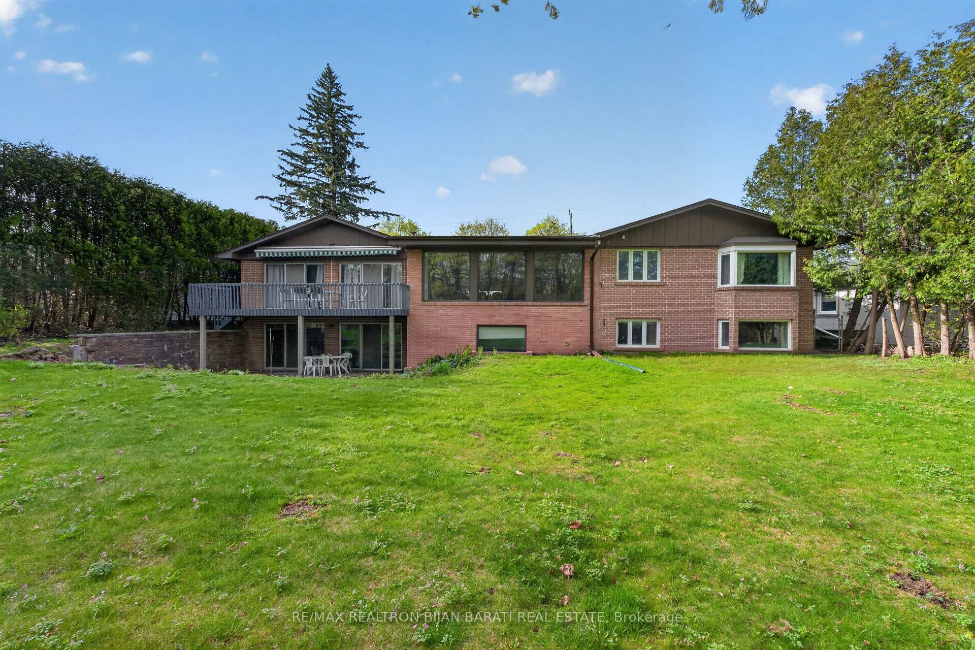 Photo 48 of 73 Forest Grove Drive, North York, Bayview Village — HOMEH