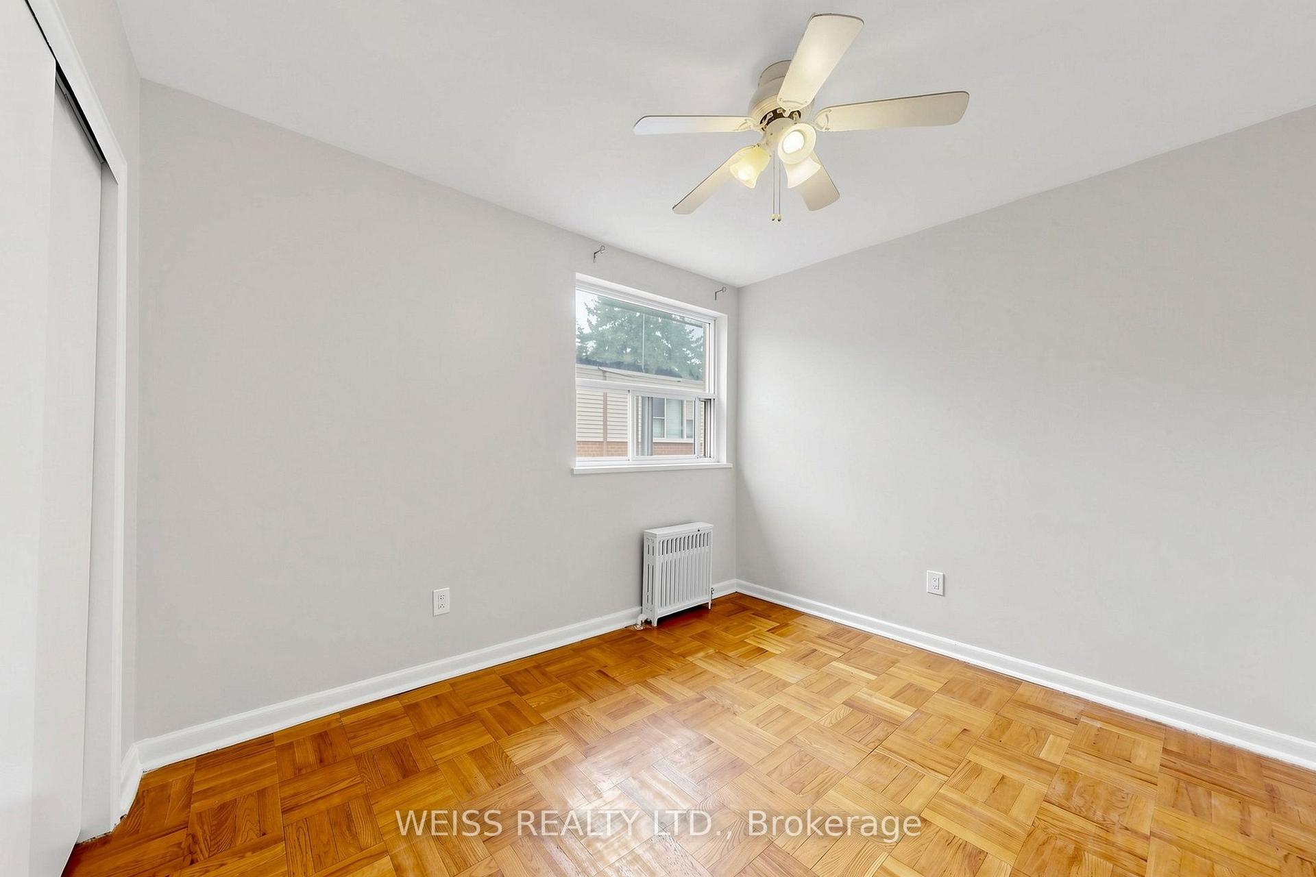 Photo 25 of Unit 4, 17 Fraserwood Avenue, Toronto, Englemount-Lawrence — HOMEH