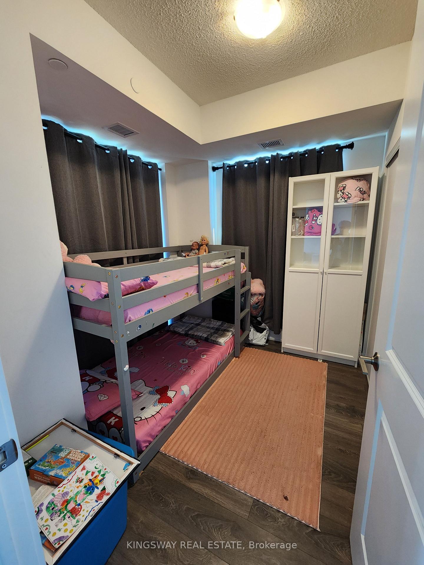 Photo 14 of Unit 1207W, 202 Burnhamthorpe Road E, Mississauga, Mississauga Valleys — HOMEH