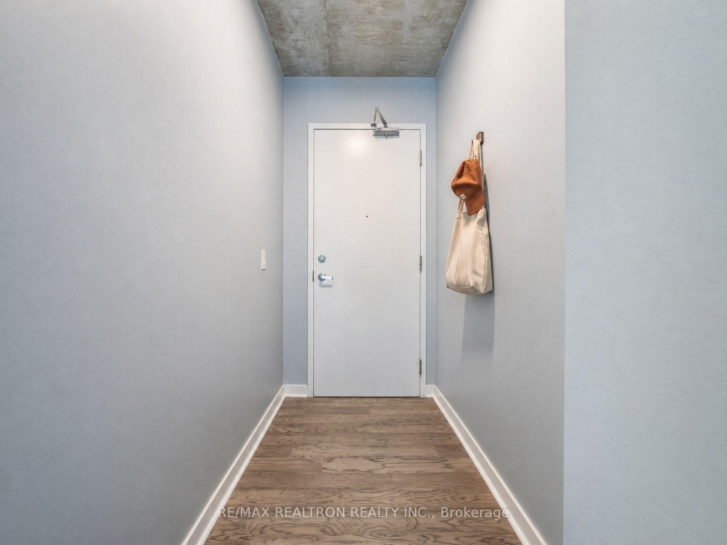 Photo 4 of Unit 320, 218 King Street E, Toronto, Moss Park — HOMEH