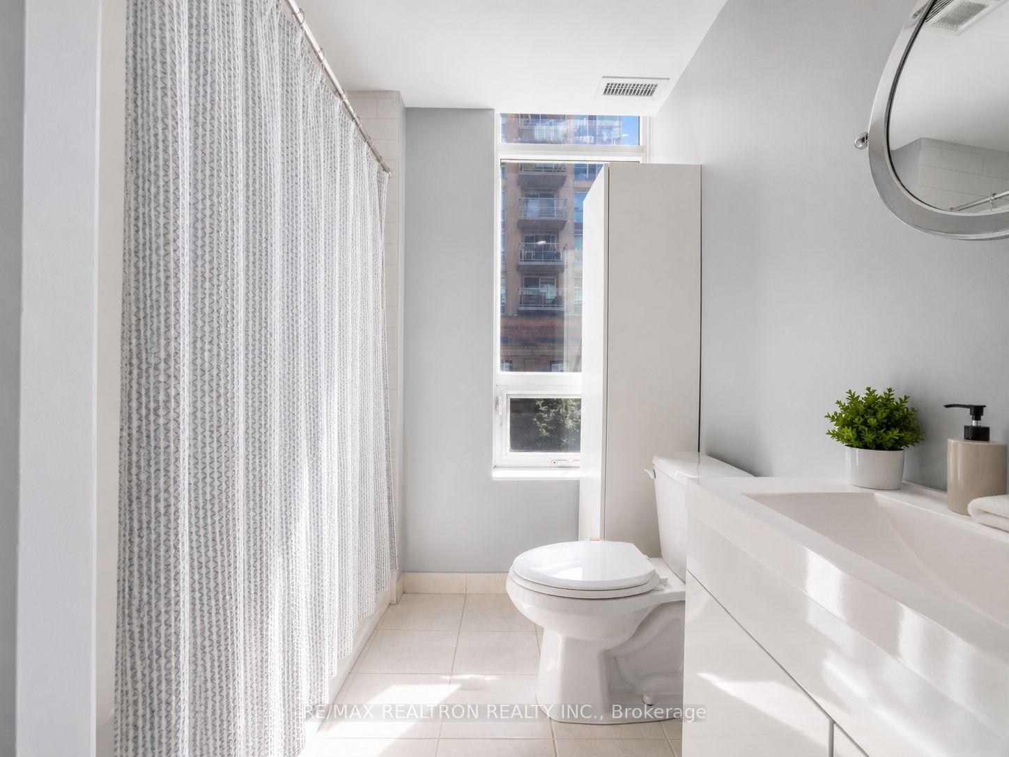 Photo 23 of Unit 320, 218 King Street E, Toronto, Moss Park — HOMEH