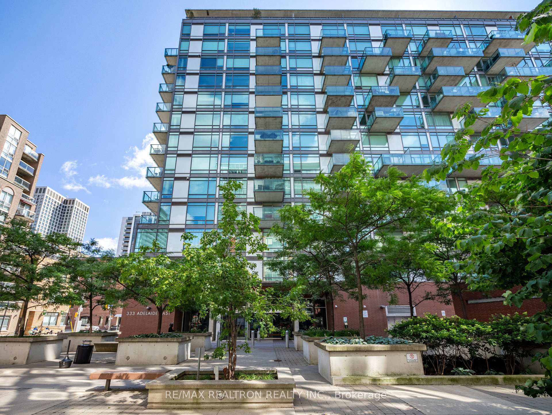 Photo 31 of Unit 320, 218 King Street E, Toronto, Moss Park — HOMEH