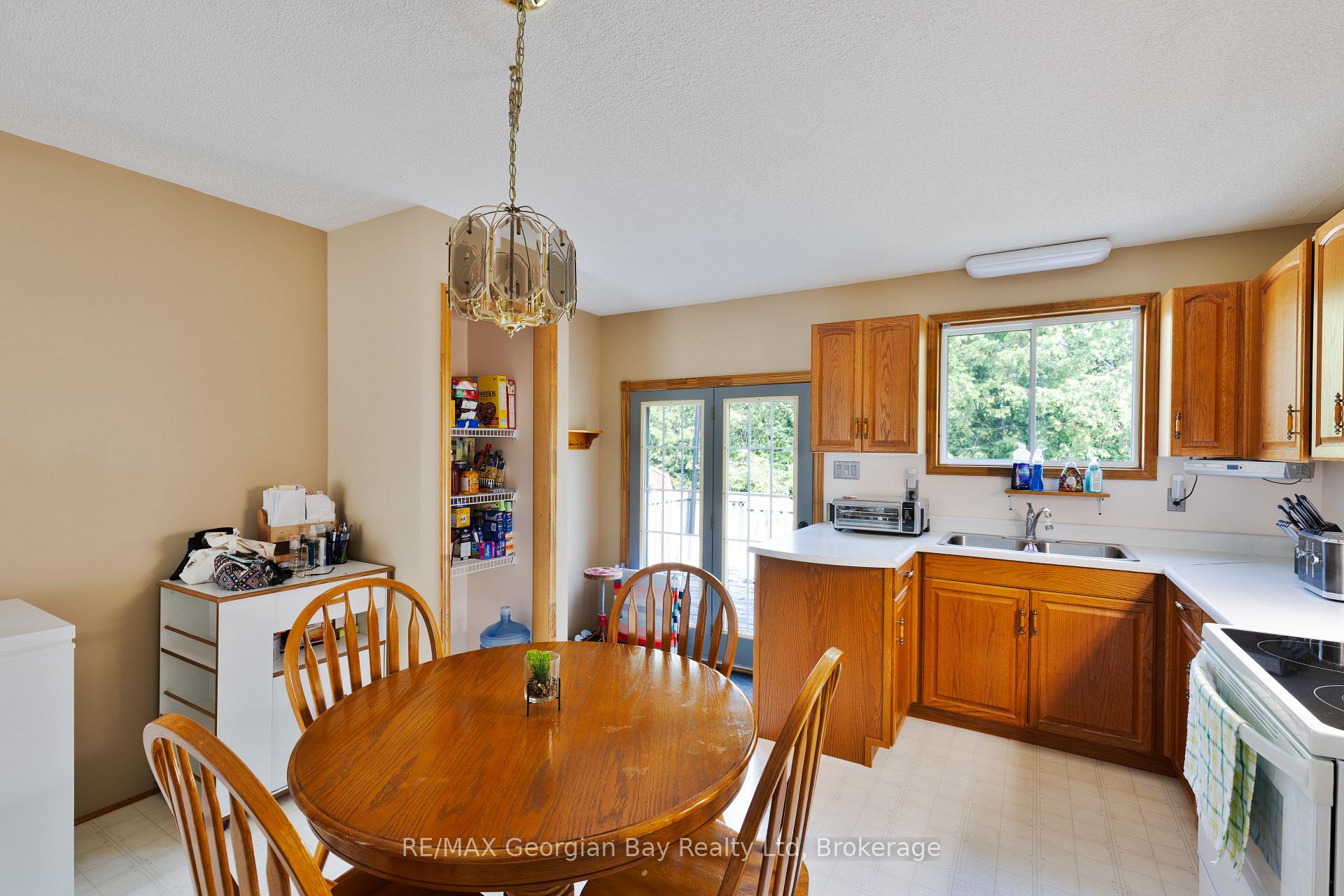 Photo 8 of 144 George Street, Tay, Victoria Harbour — HOMEH