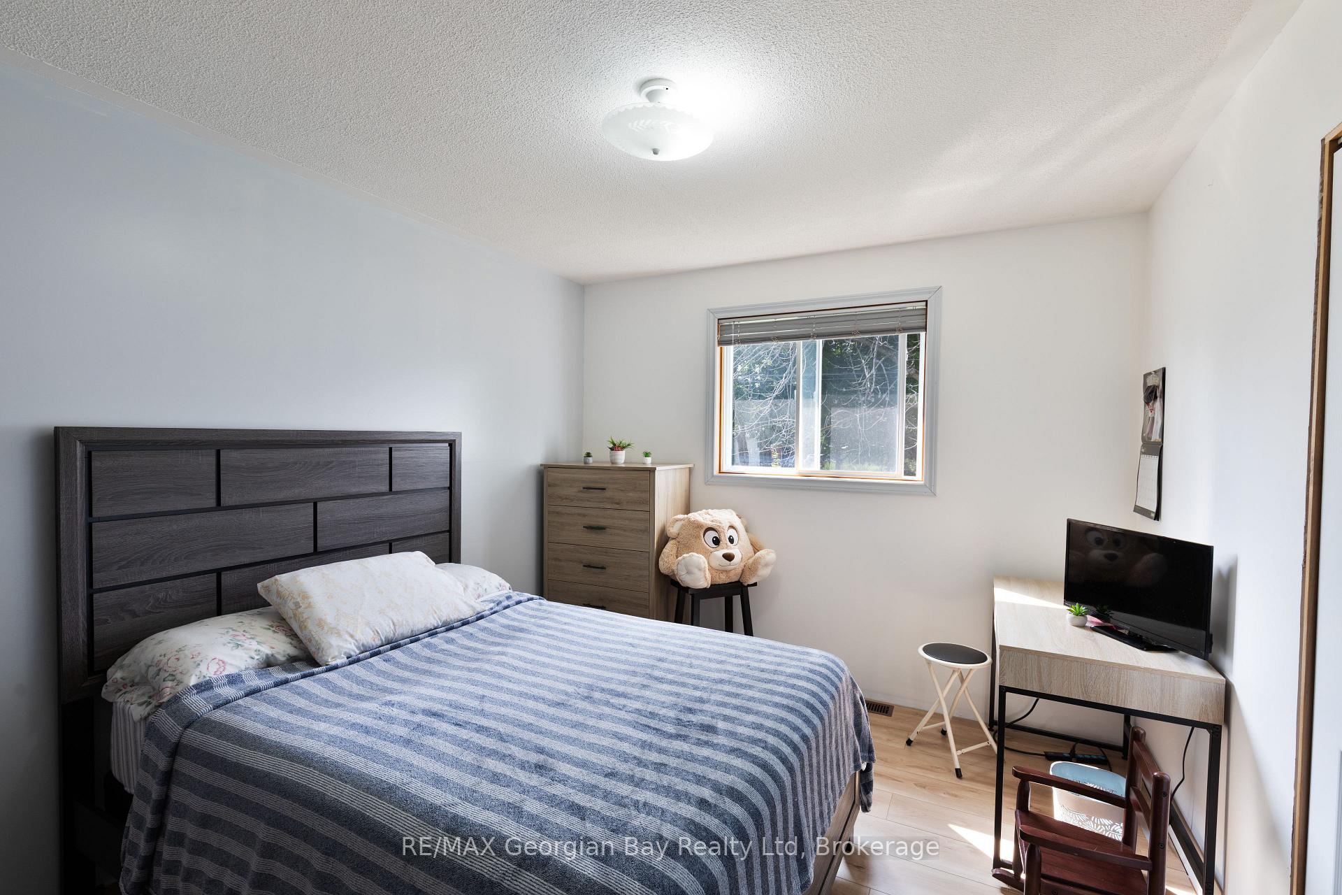 Photo 11 of 144 George Street, Tay, Victoria Harbour — HOMEH