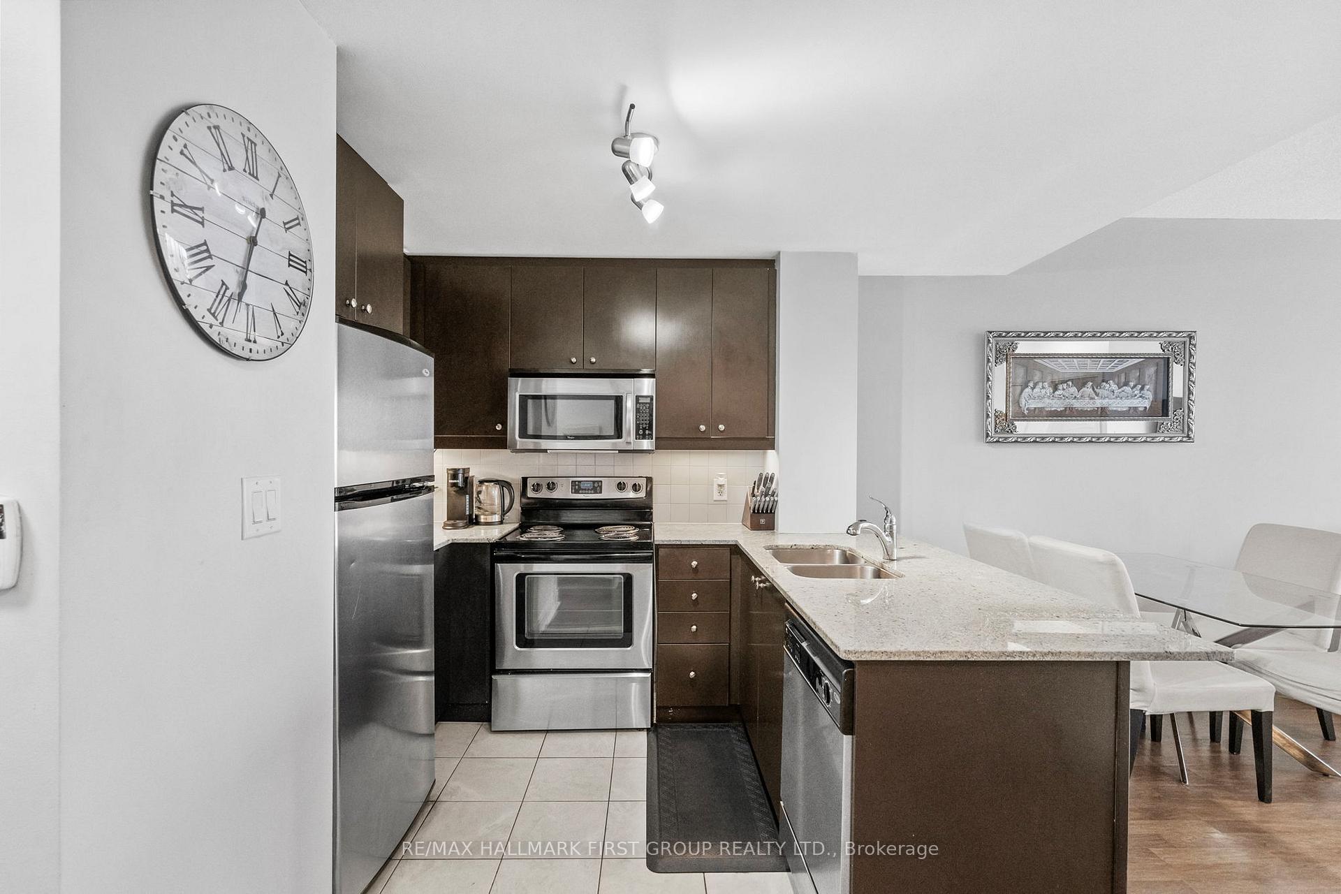 Photo 9 of Unit 3308, 60 Absolute Avenue, Mississauga, City Centre — HOMEH
