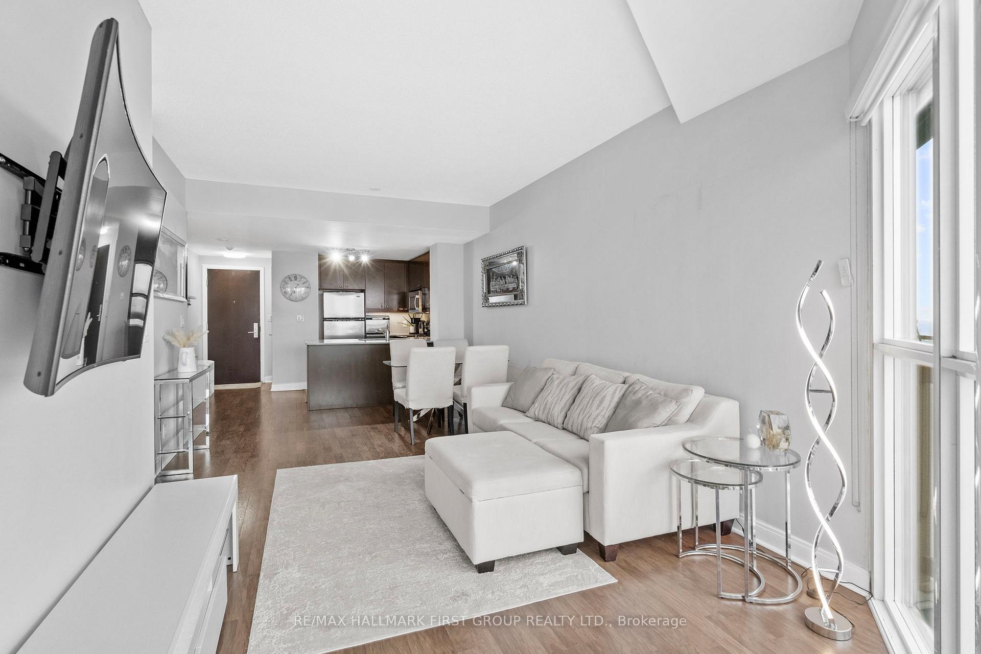 Photo 18 of Unit 3308, 60 Absolute Avenue, Mississauga, City Centre — HOMEH