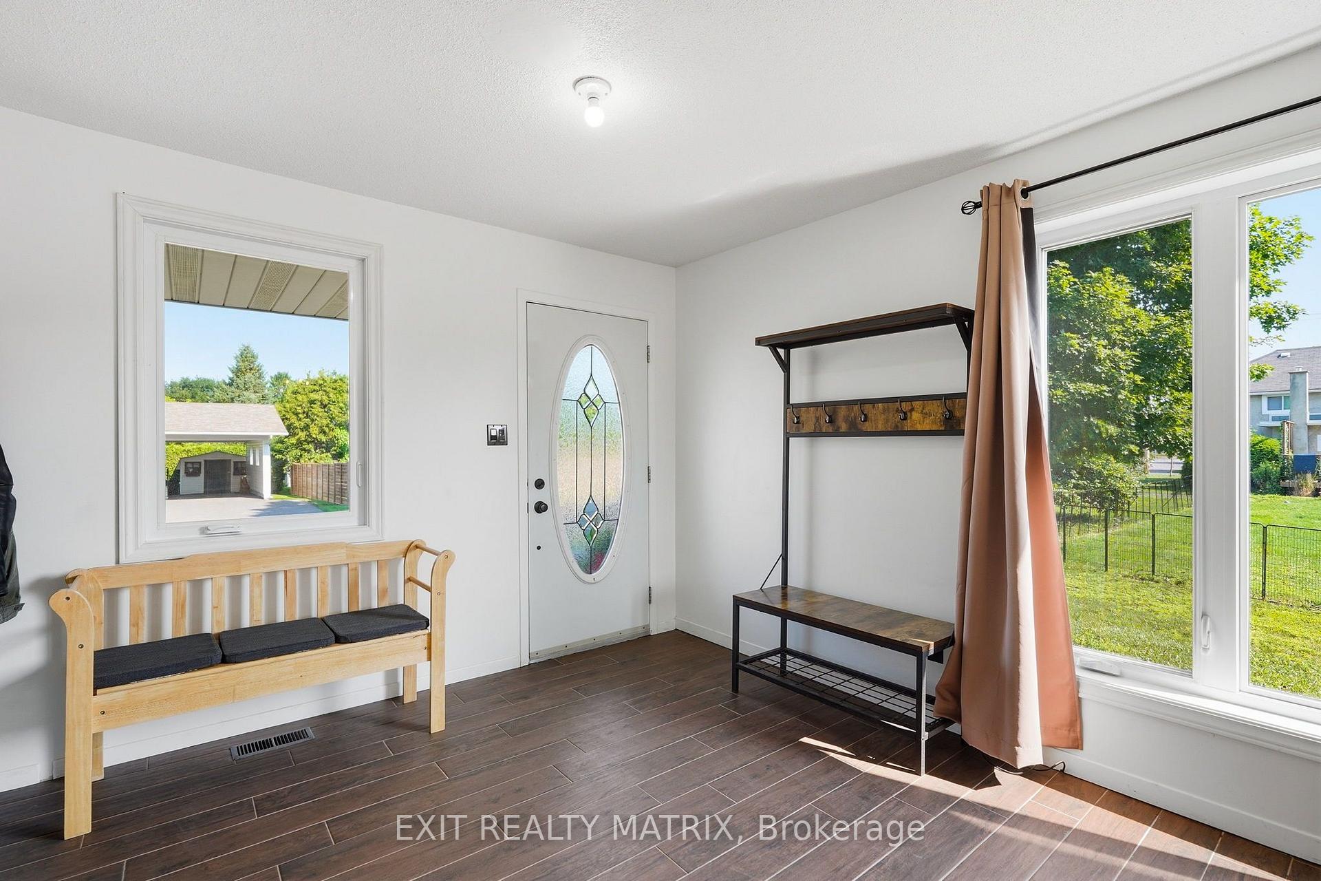 Photo 4 of 693 Cartier Street, Casselman, Casselman — HOMEH