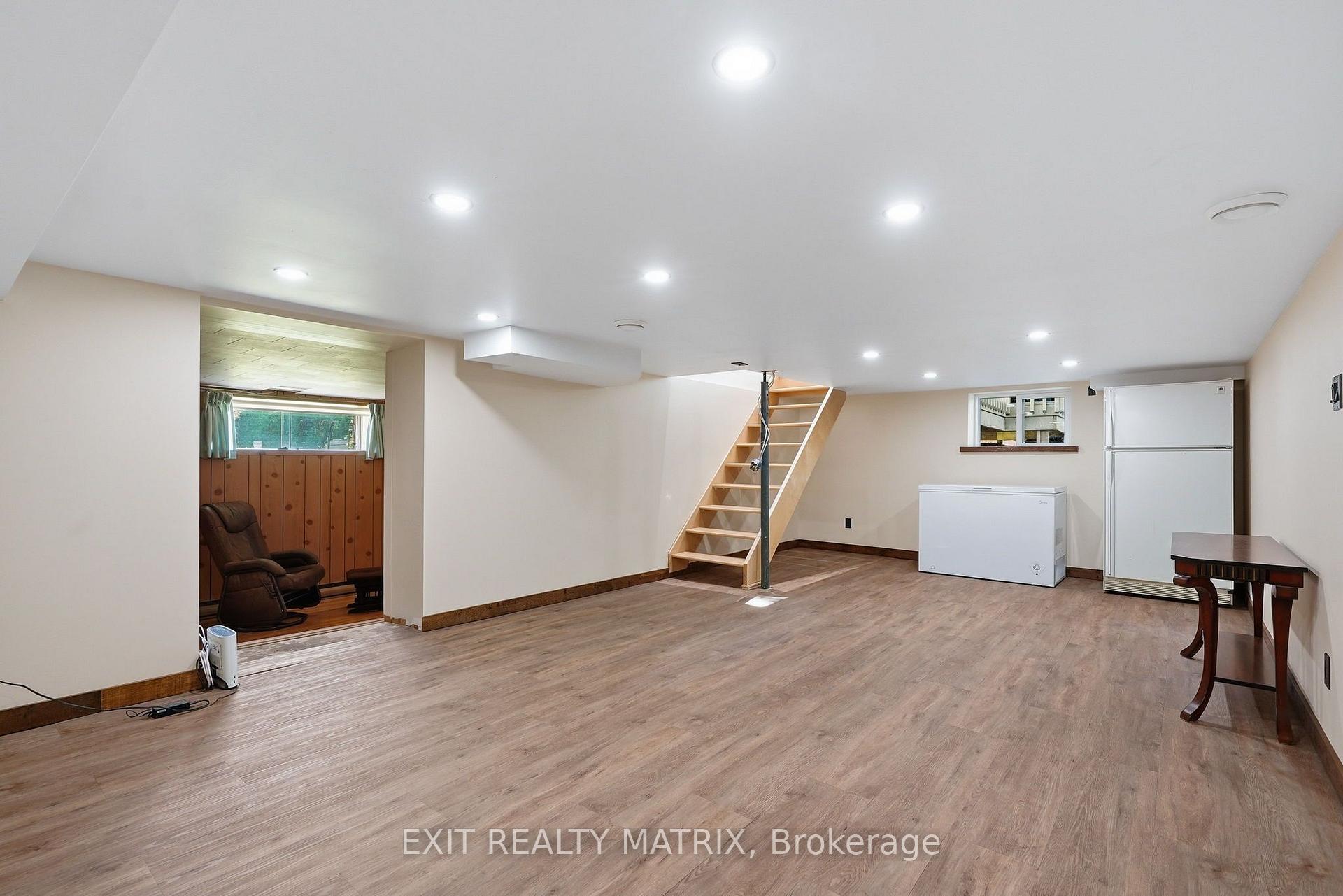Photo 21 of 693 Cartier Street, Casselman, Casselman — HOMEH