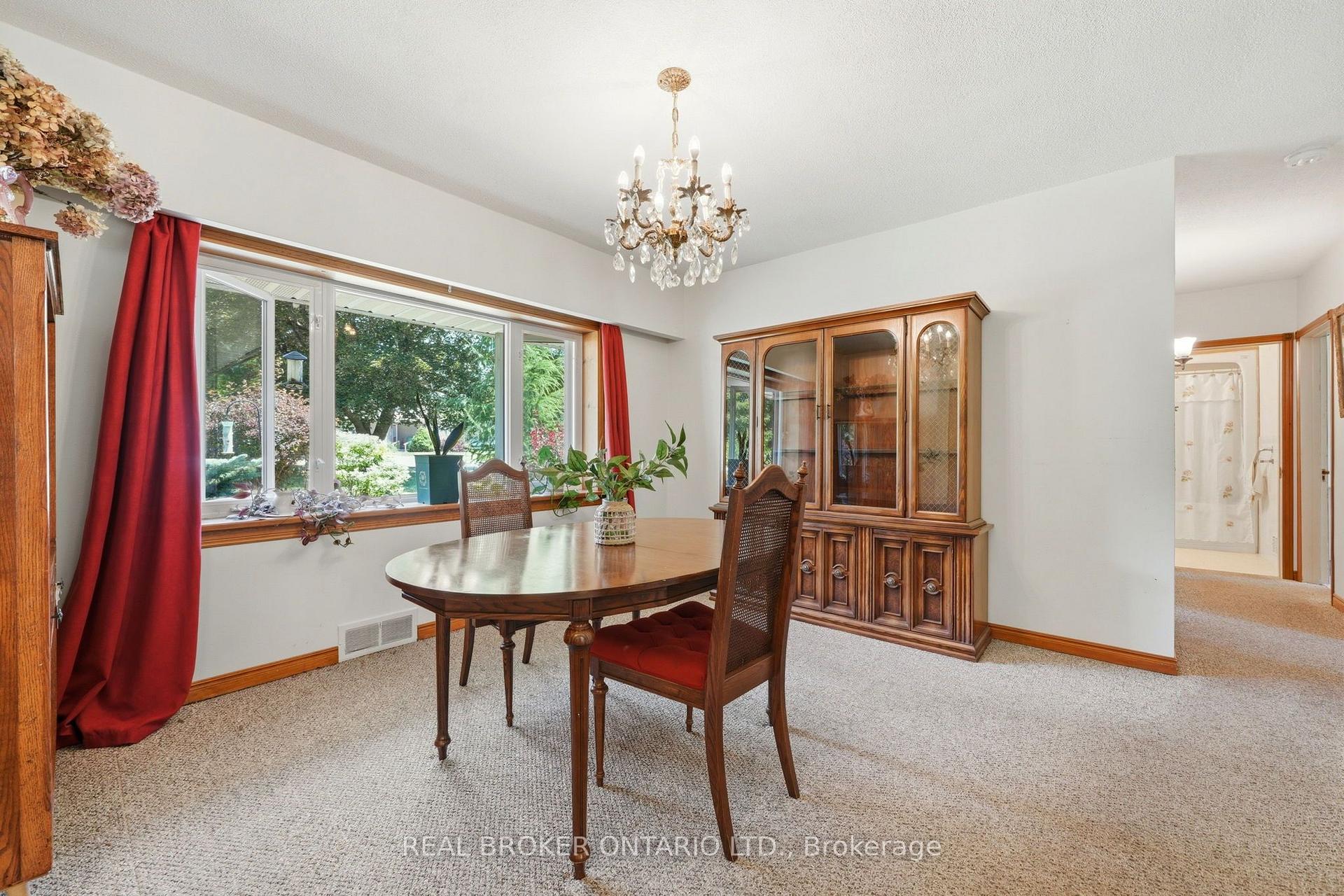 Photo 8 of 158 Diagonal Road, North Huron, Wingham — HOMEH