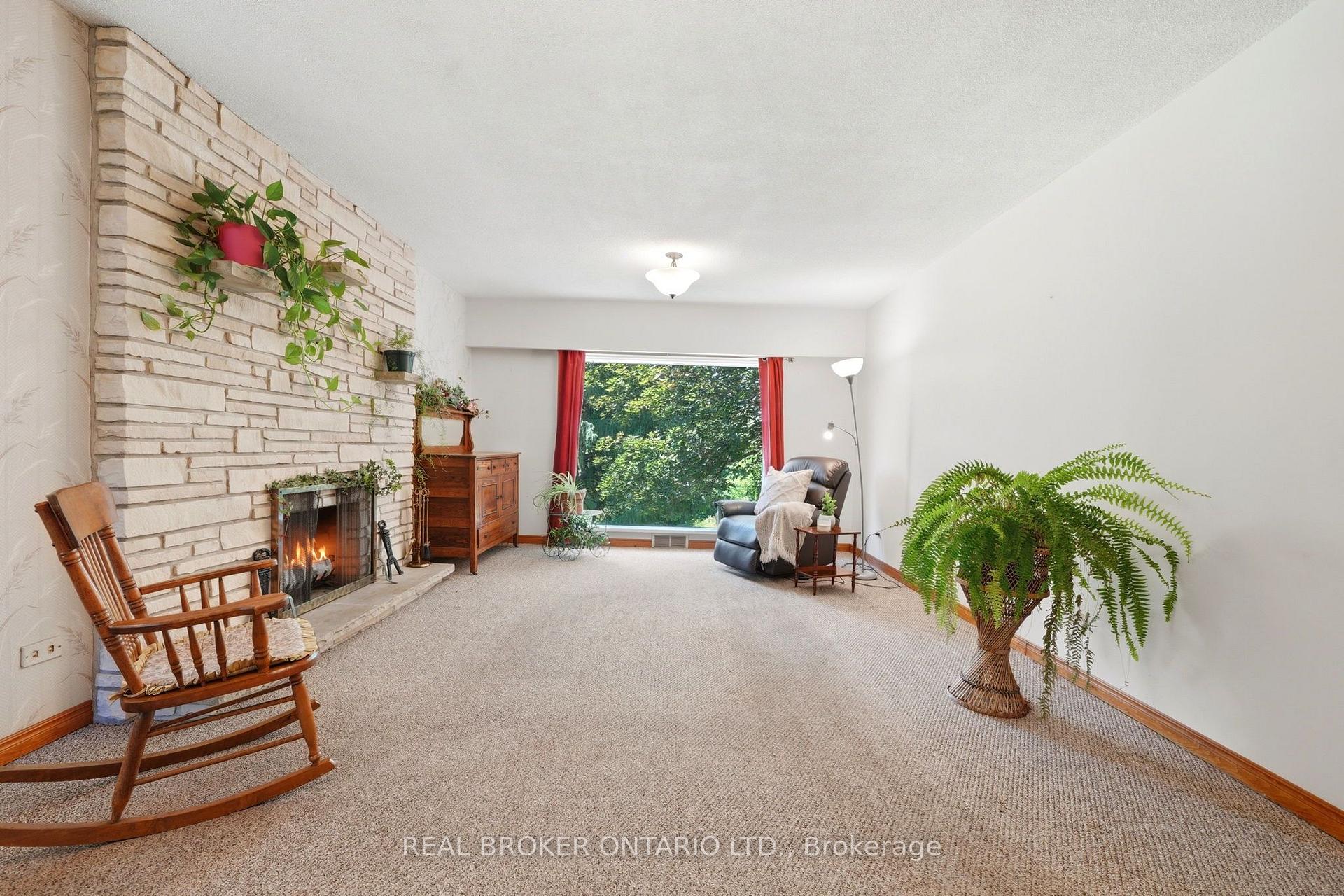 Photo 12 of 158 Diagonal Road, North Huron, Wingham — HOMEH