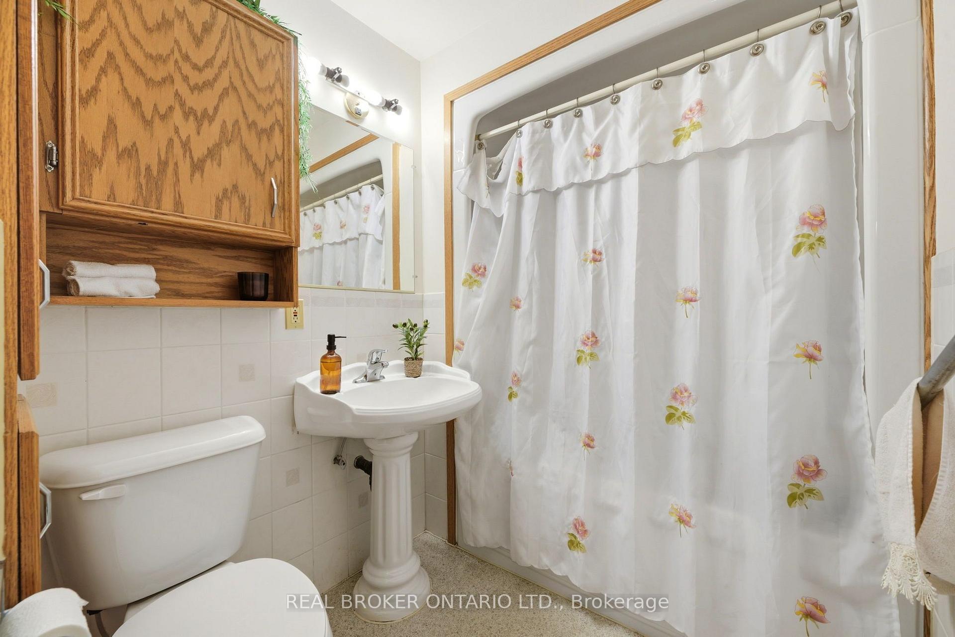 Photo 15 of 158 Diagonal Road, North Huron, Wingham — HOMEH