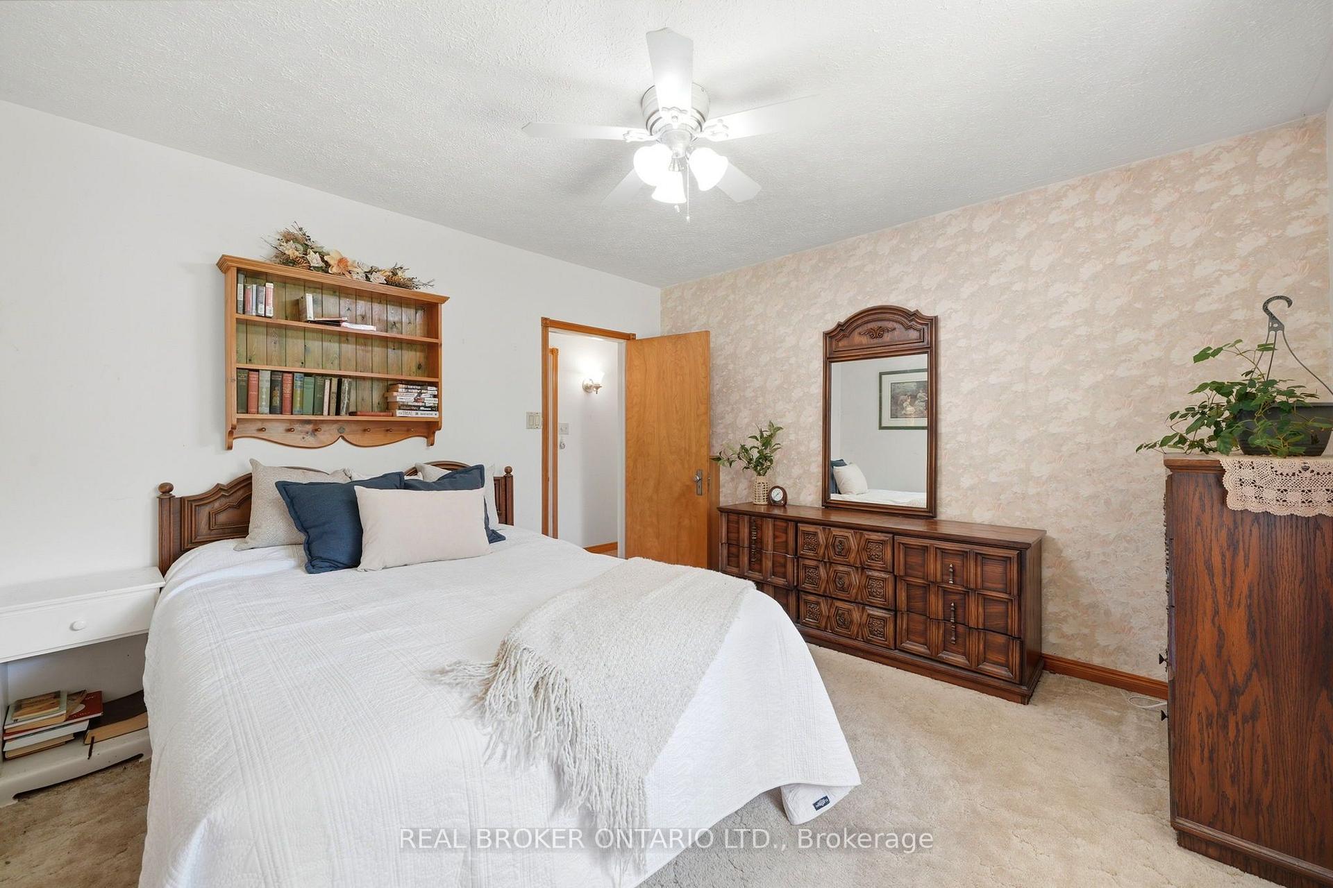 Photo 16 of 158 Diagonal Road, North Huron, Wingham — HOMEH
