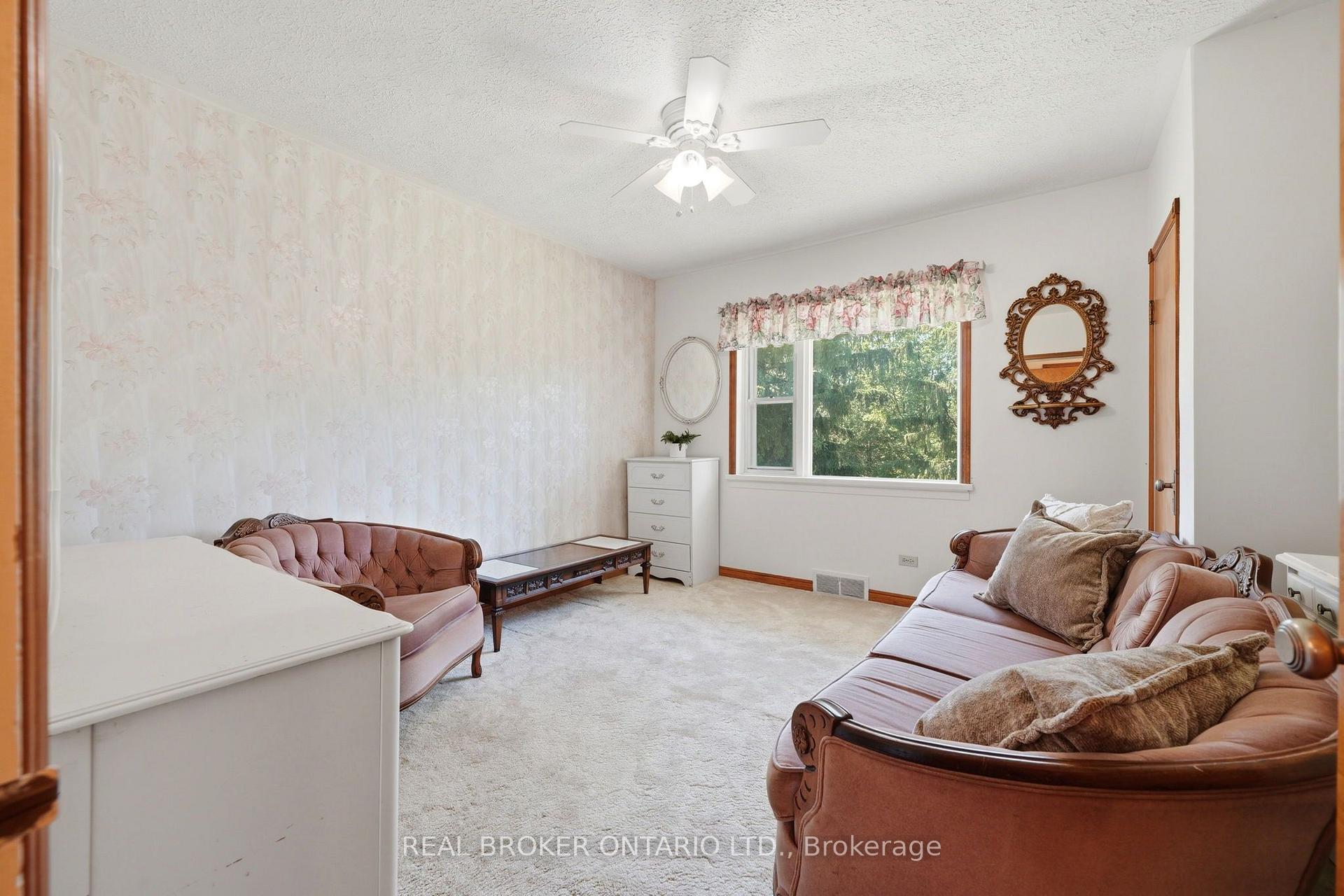 Photo 17 of 158 Diagonal Road, North Huron, Wingham — HOMEH