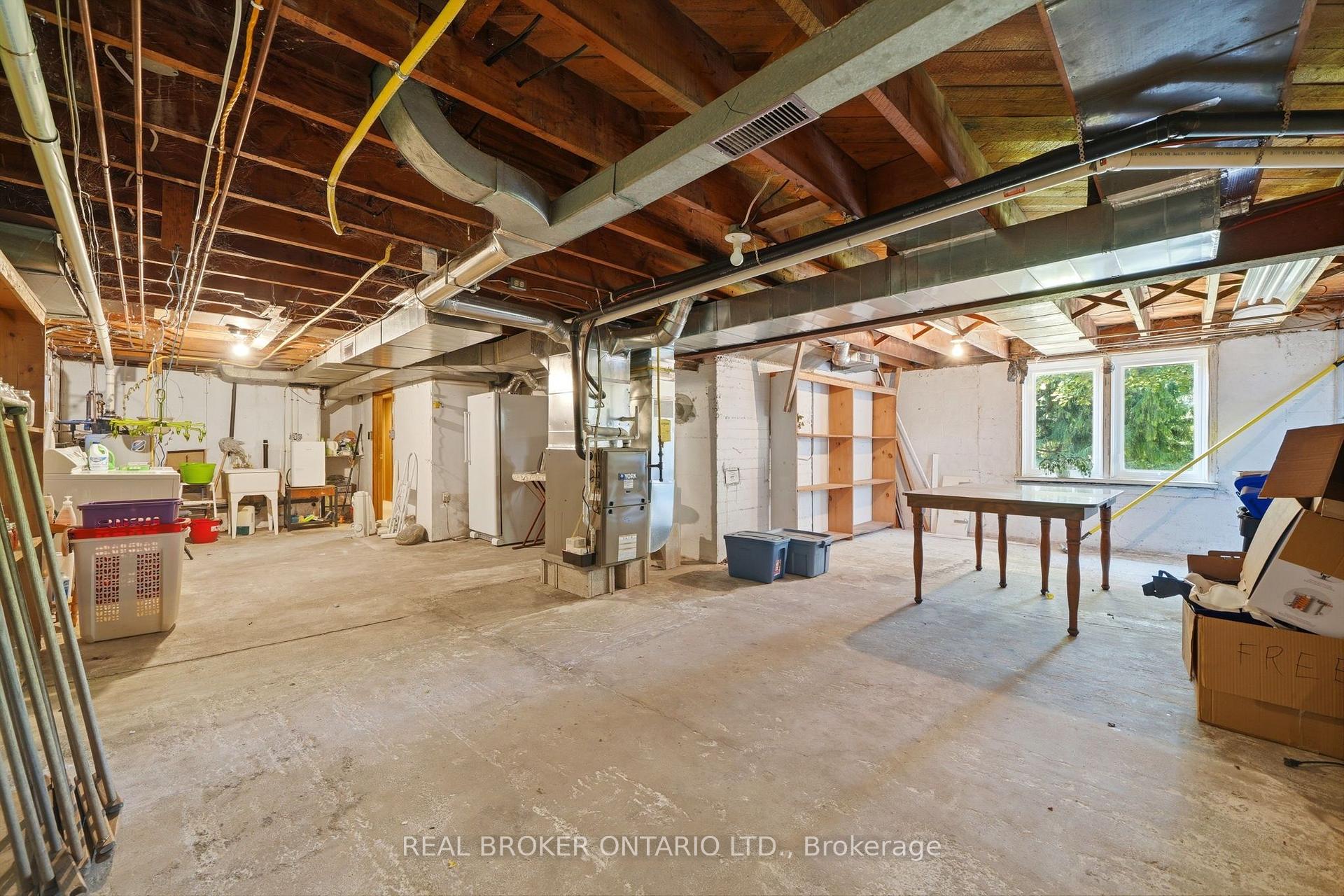 Photo 29 of 158 Diagonal Road, North Huron, Wingham — HOMEH